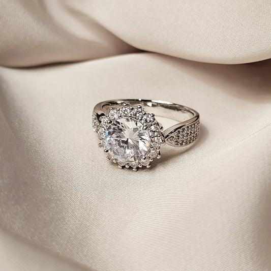 Dainty Round Sun Flower Zircon Ring - FAH Jewelry