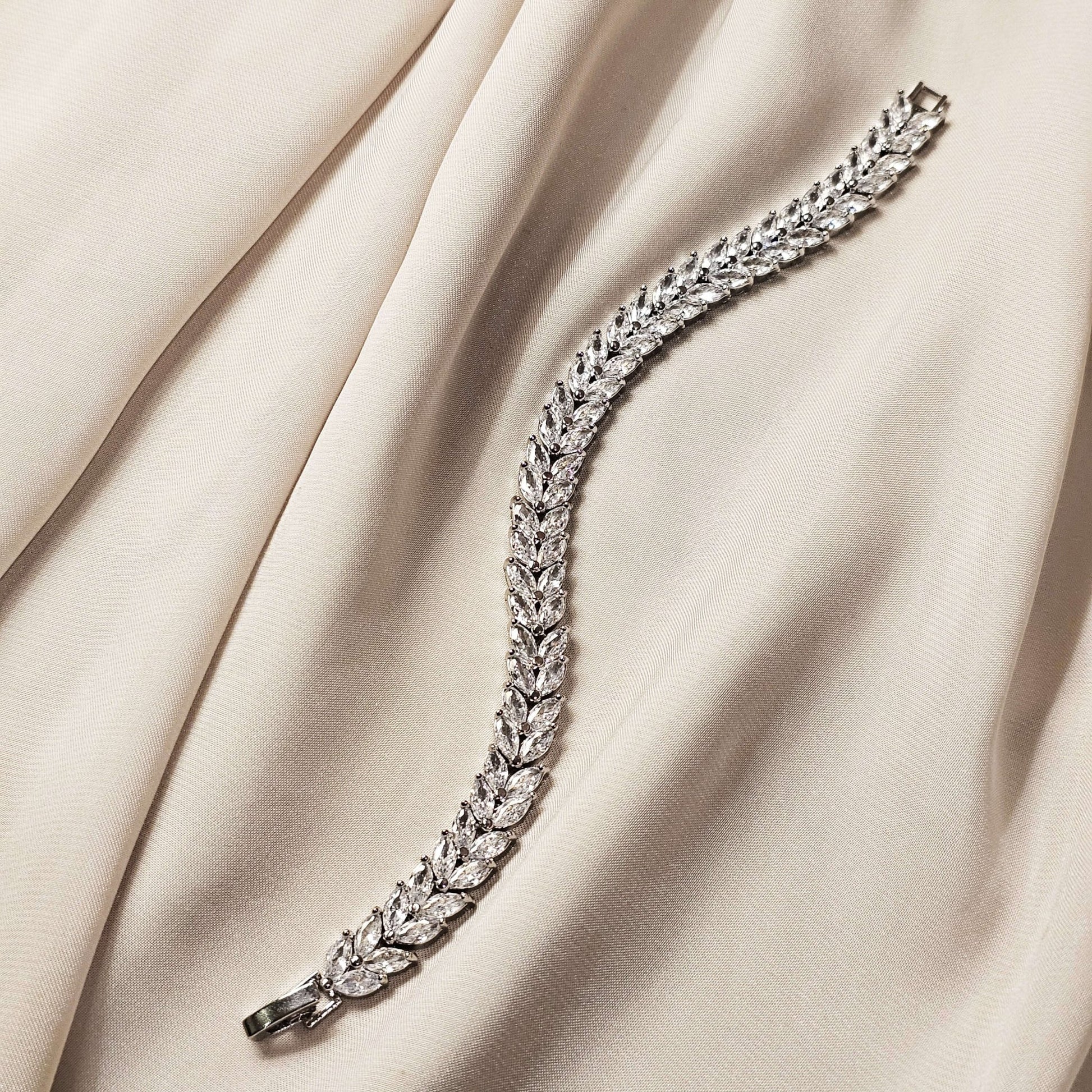 Diamond Cut Trendy Bracelet - FAH Jewelry