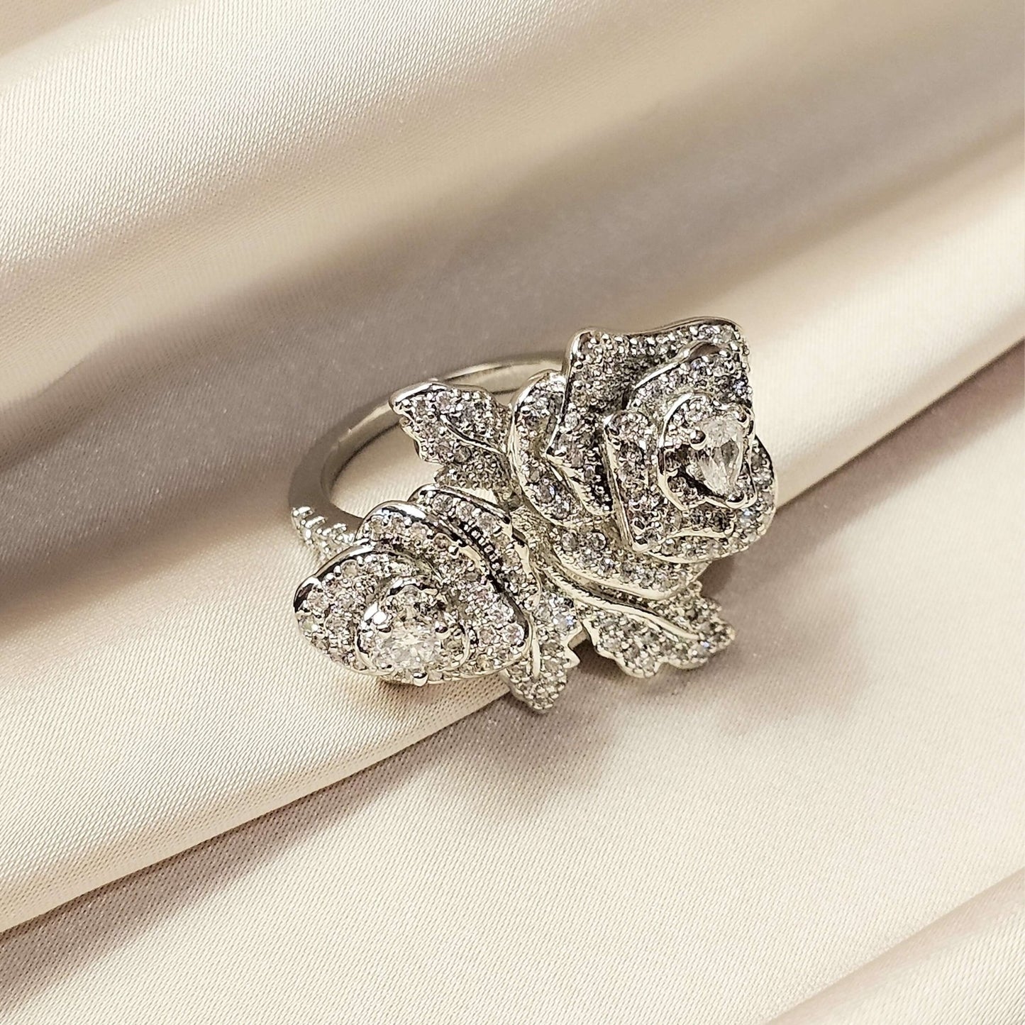 Diamond Cut Zircon Flower Ring - FAH Jewelry