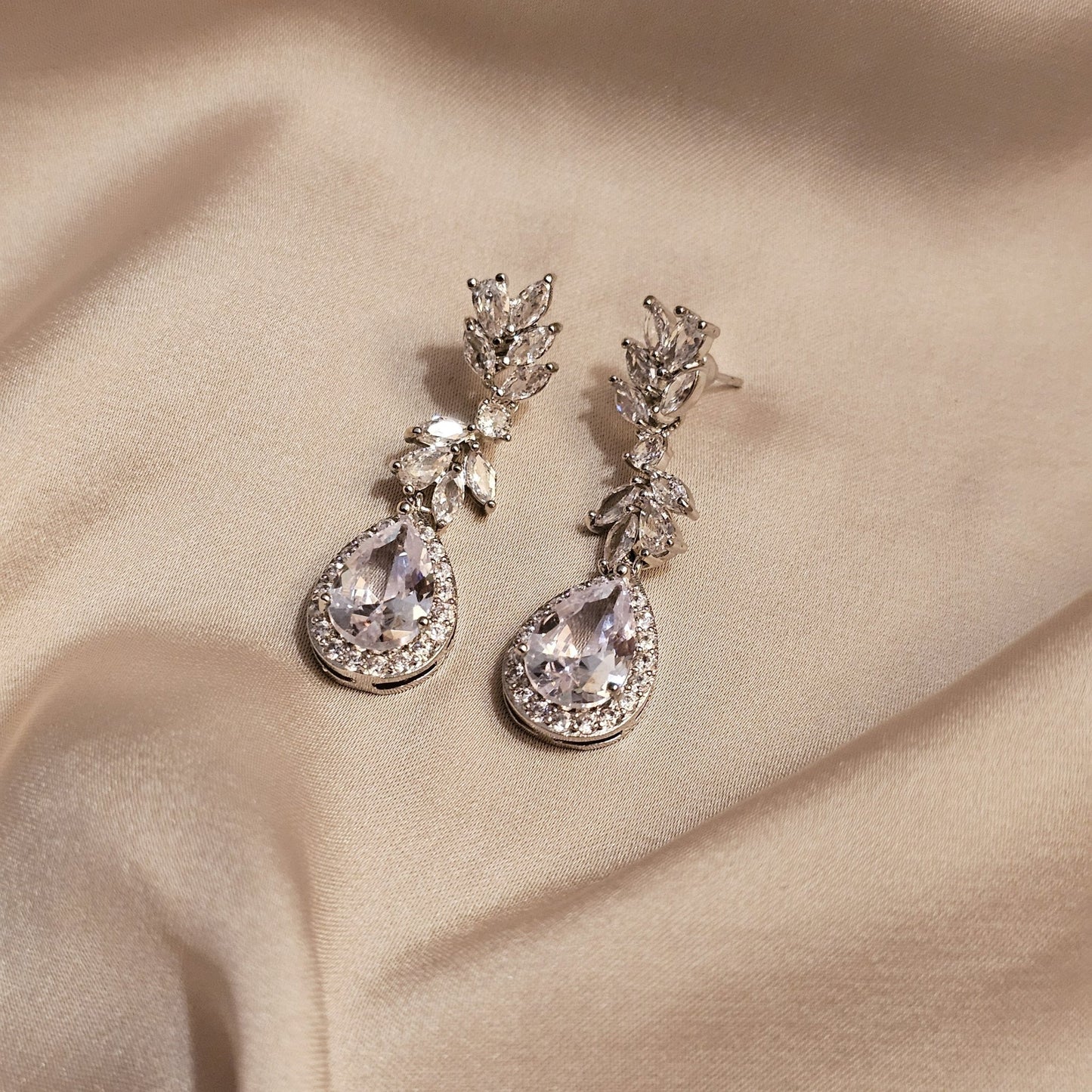 Diamond Luxe Teardrops - FAH Jewelry