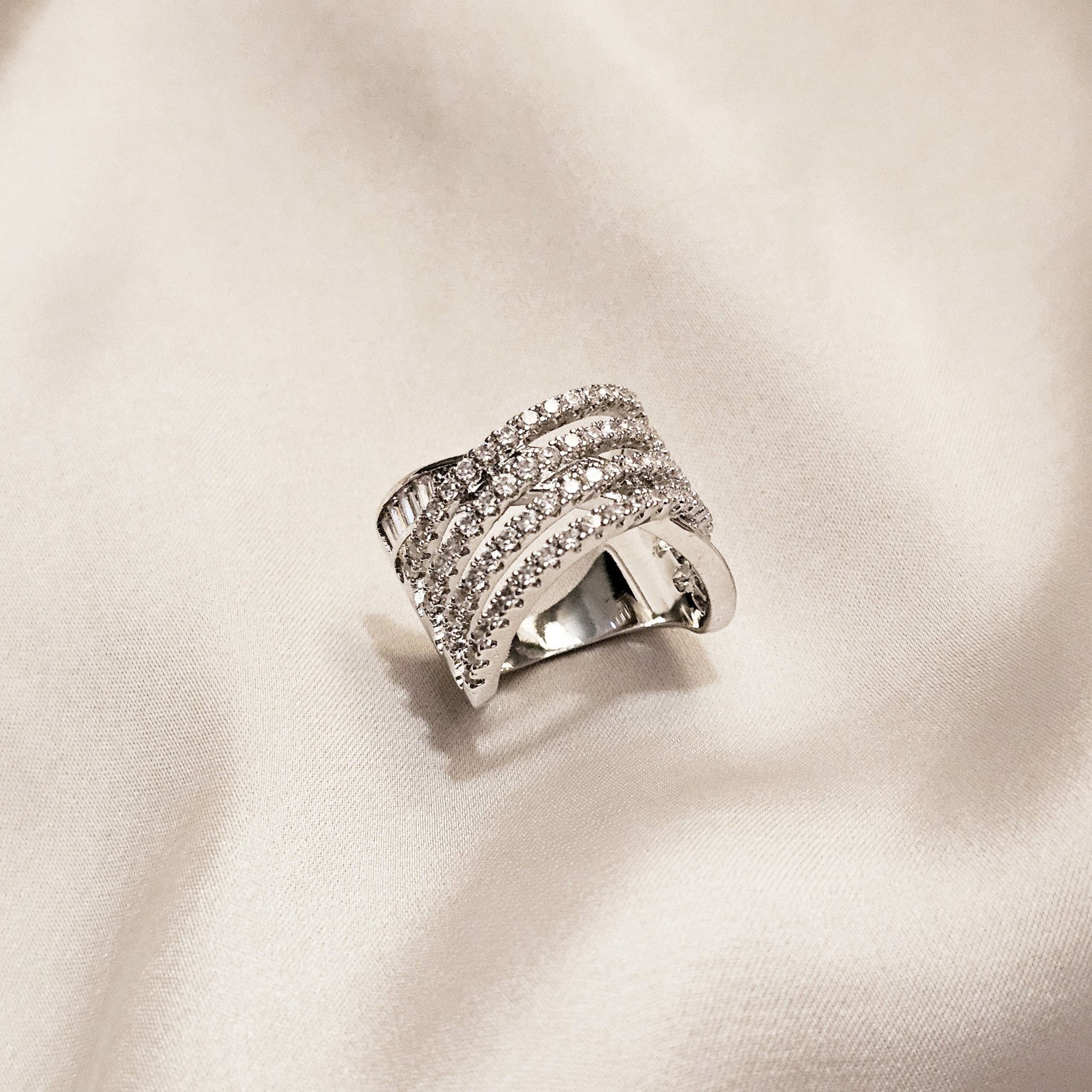 Diamond Stellar Luxe Zircon Ring - FAH Jewelry