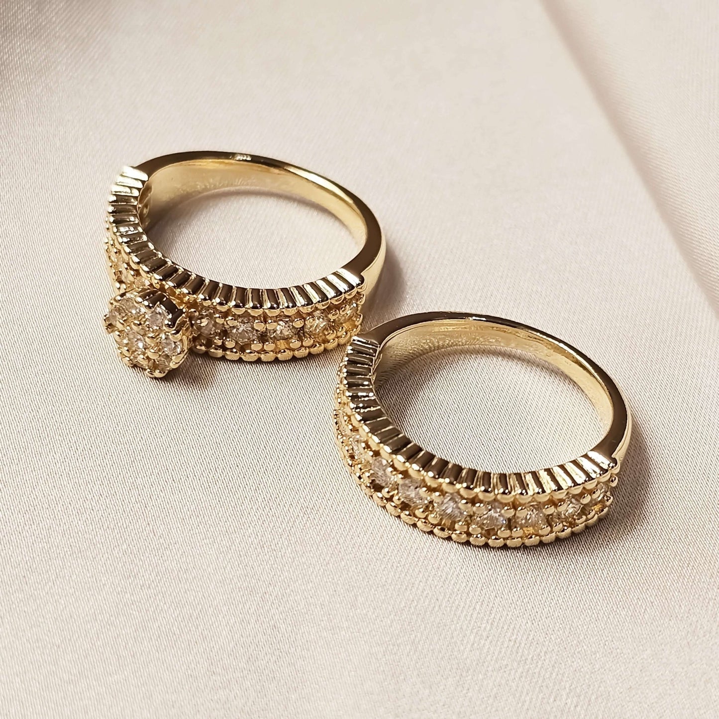 Double Diamonds Huggie Ring - FAH Jewelry