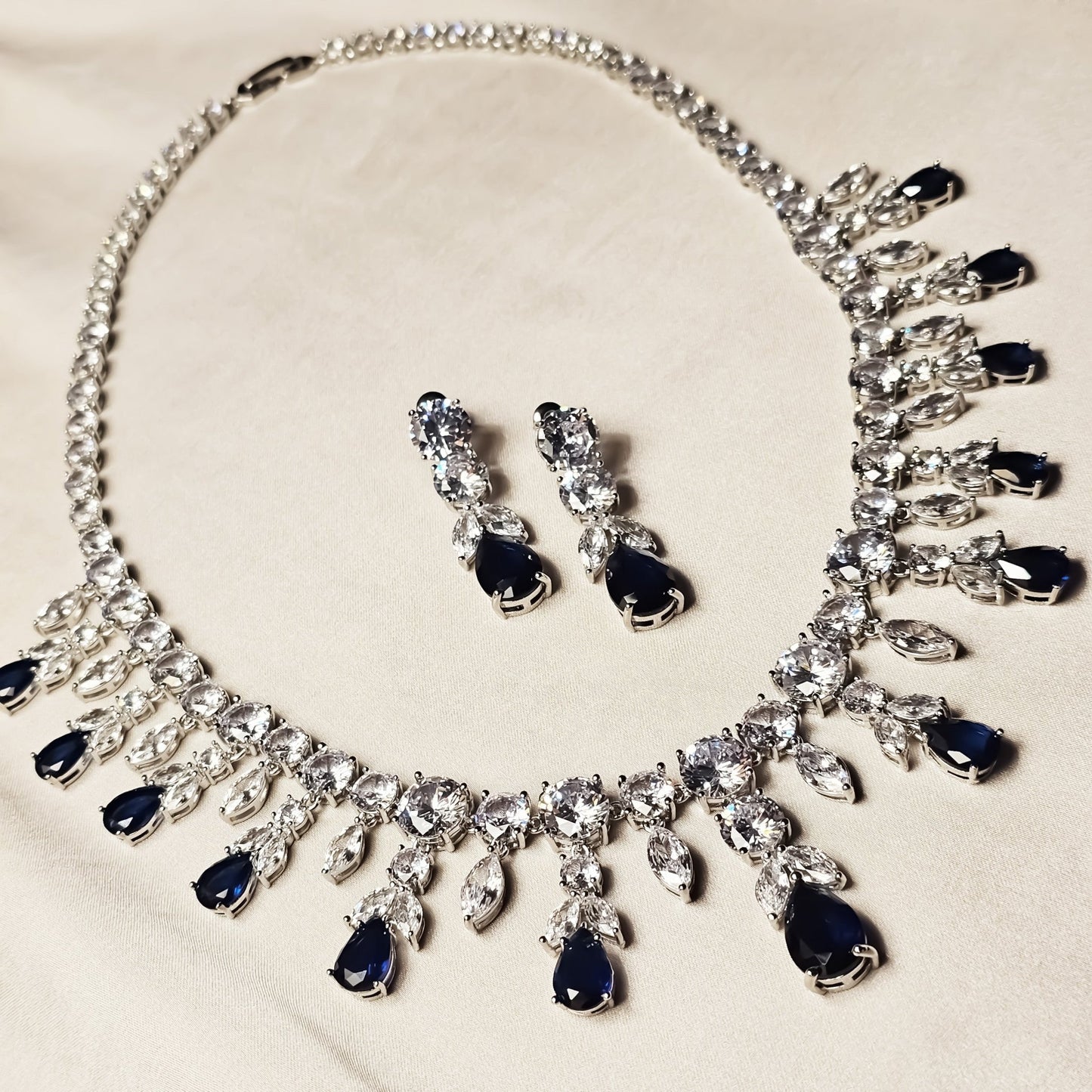 Dynasty Blue Platinum - FAH Jewelry