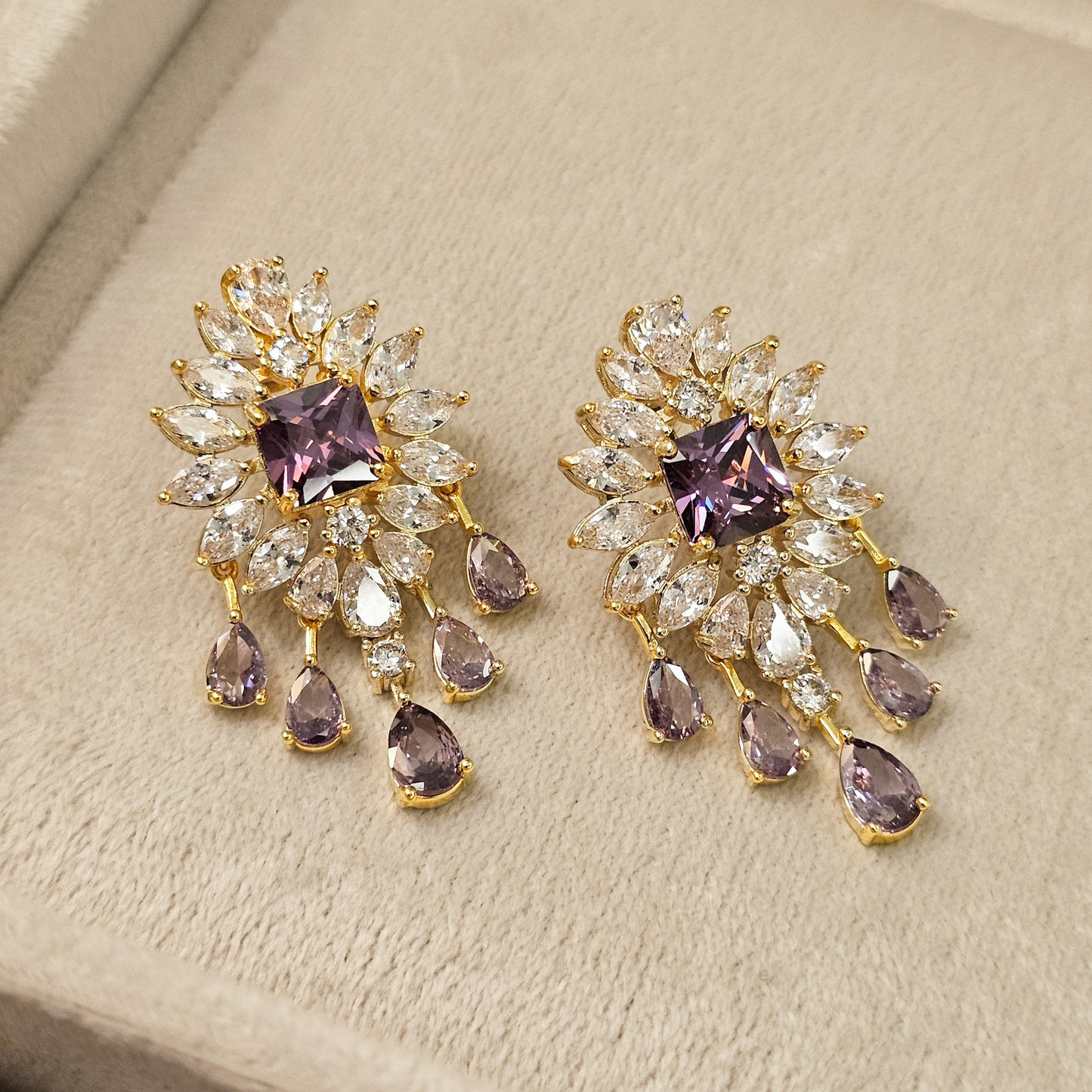 Velour Mystique (Gold Plated)