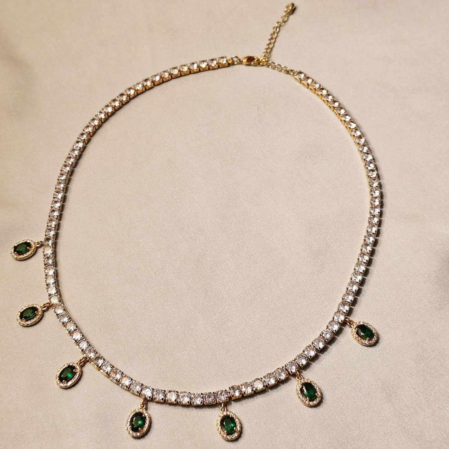 Elegant Emerlad Drop (Gold Plated) - FAH Jewelry