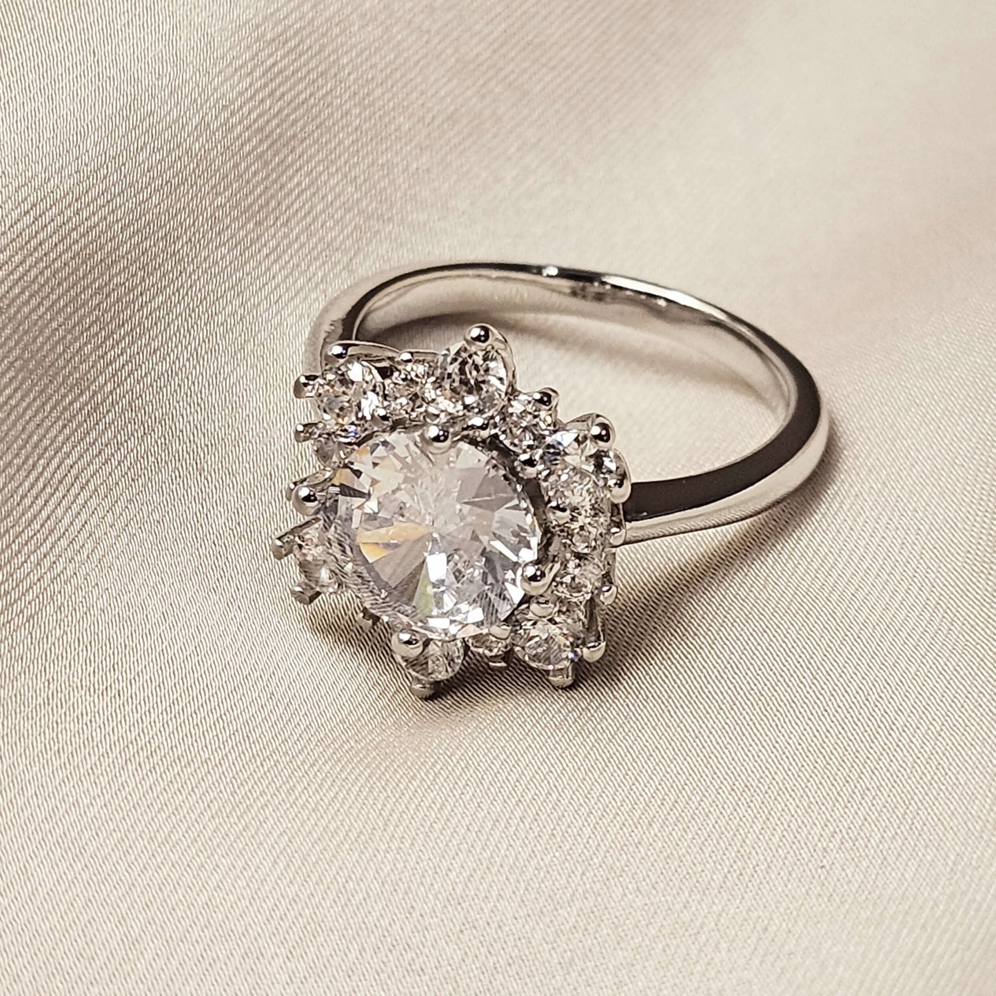 Elegant Promise Ring With Hydrated Gemstone - FAH Jewelry