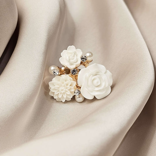 Eliante White Flower Ring - FAH Jewelry