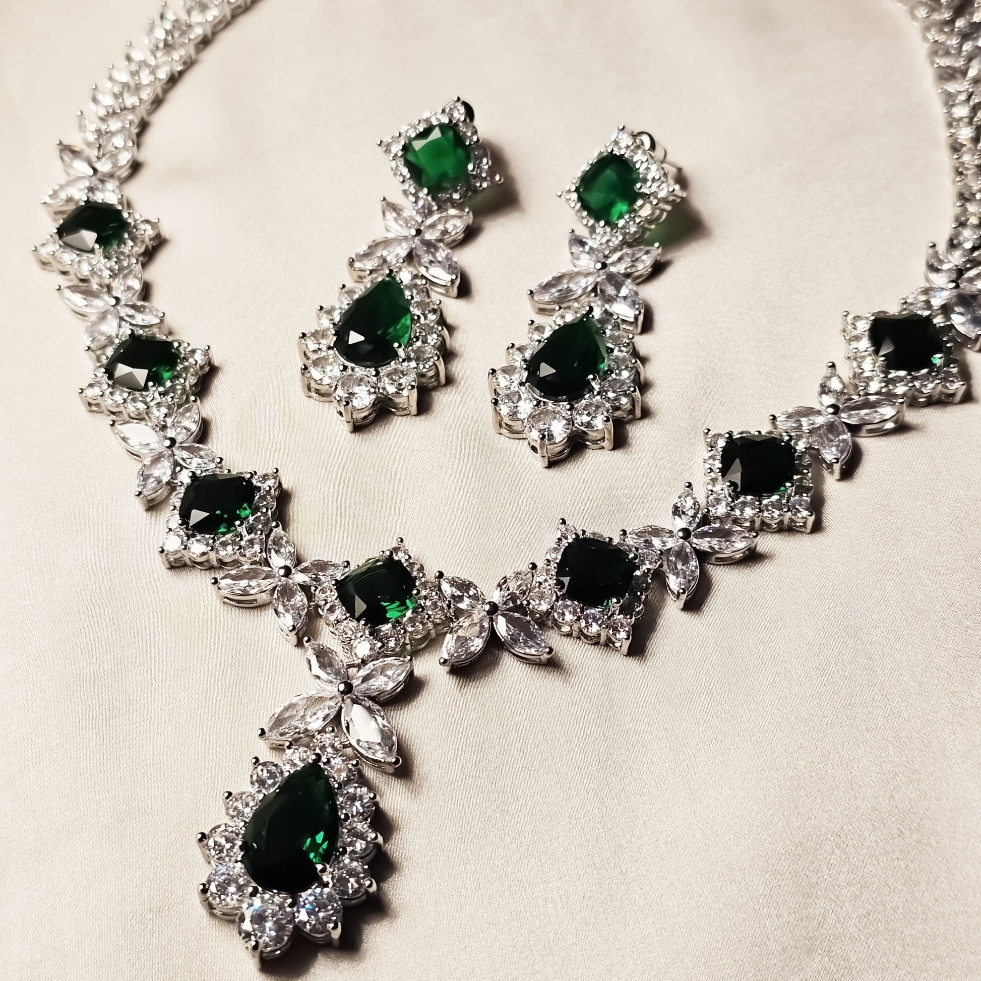Emerald Aura Royale Zircon - FAH Jewelry