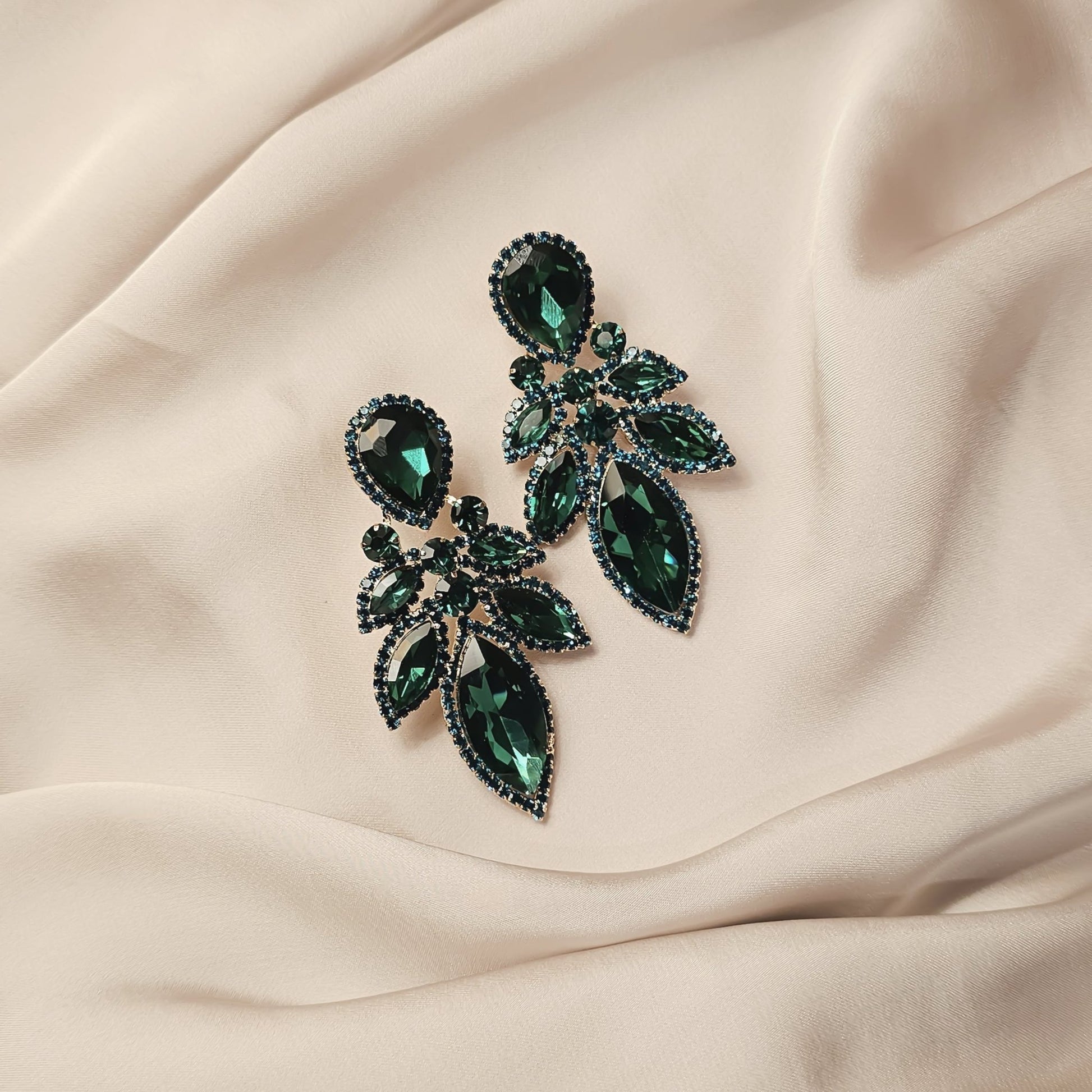 Emerald Green Crystal Rhinestone Wedding Drop Dangle Earring - FAH Jewelry
