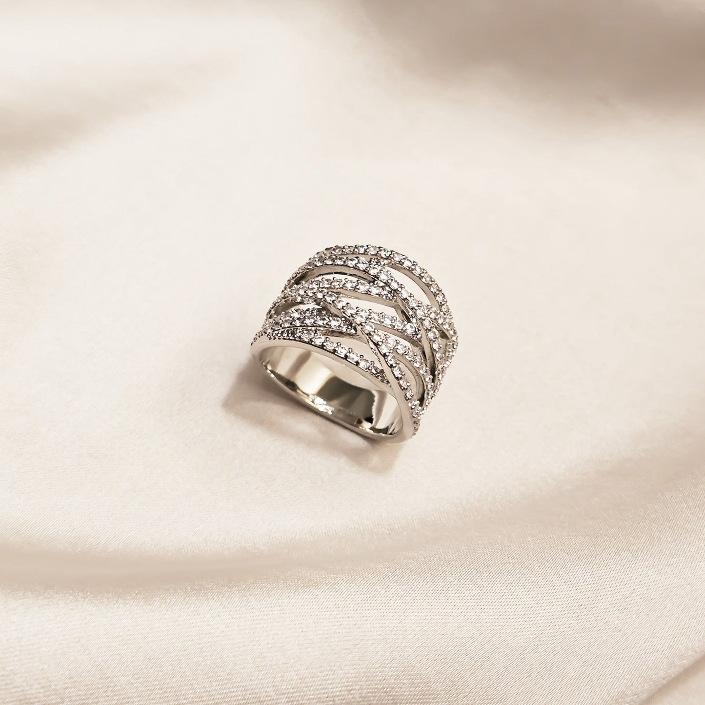 Eternal Bloom Ring - FAH Jewelry