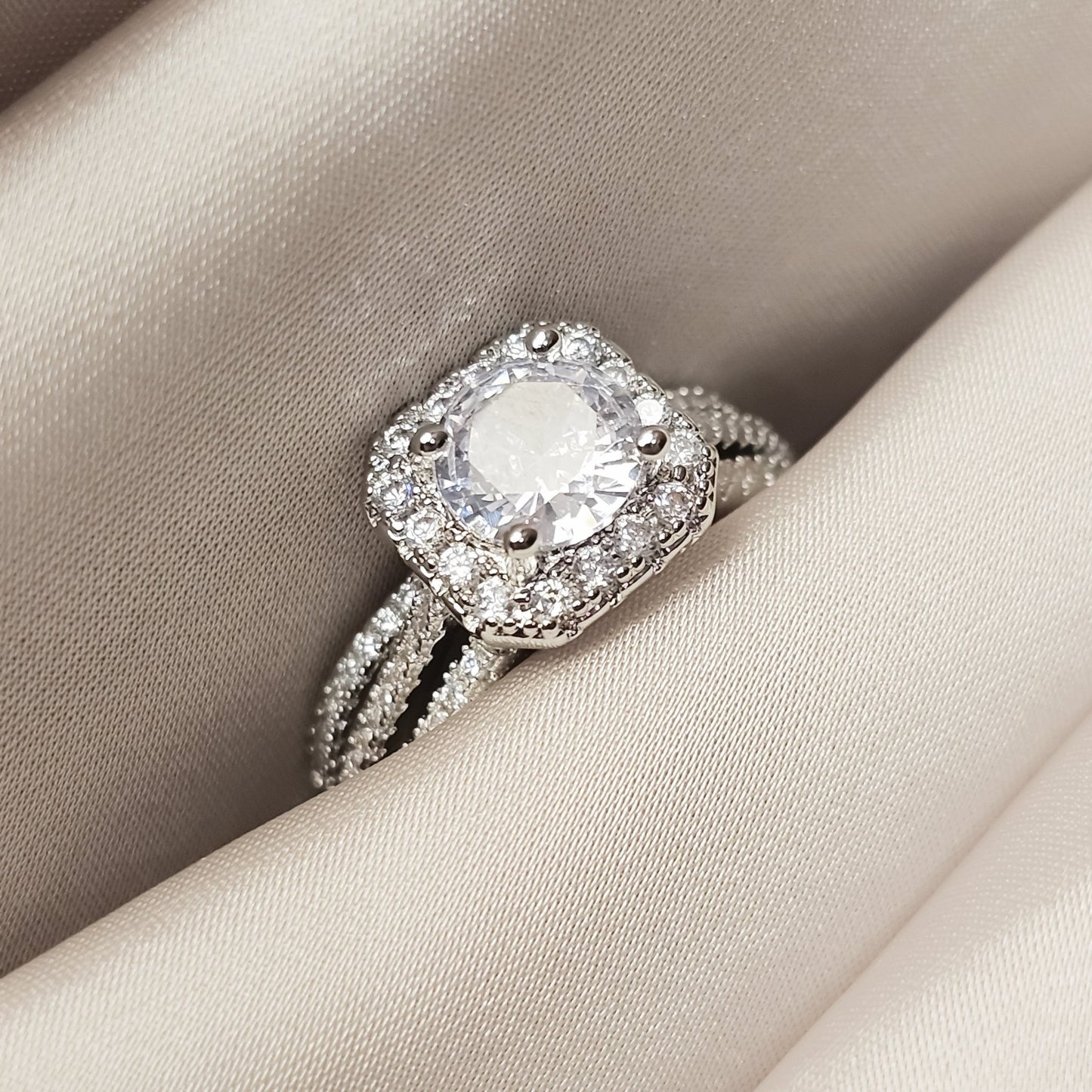 Fashion Cubic Zirconia Ring - FAH Jewelry