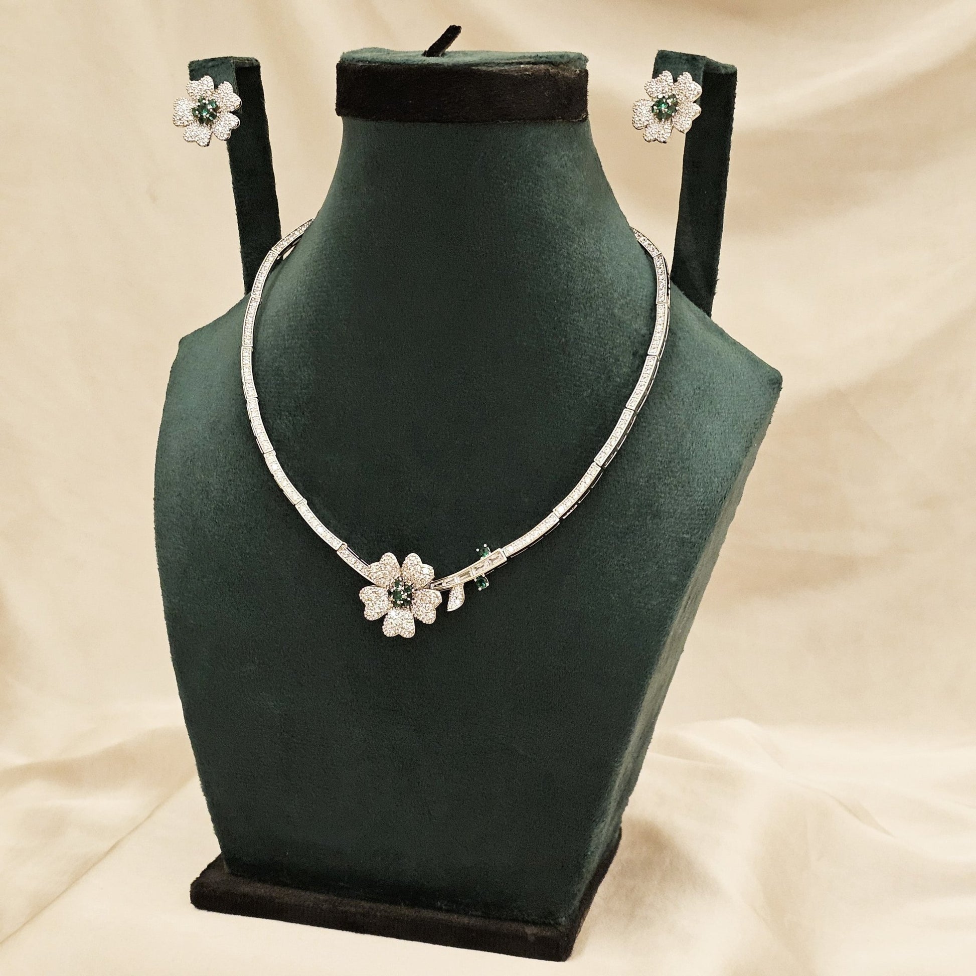 Flora One Lilium Grace - FAH Jewelry