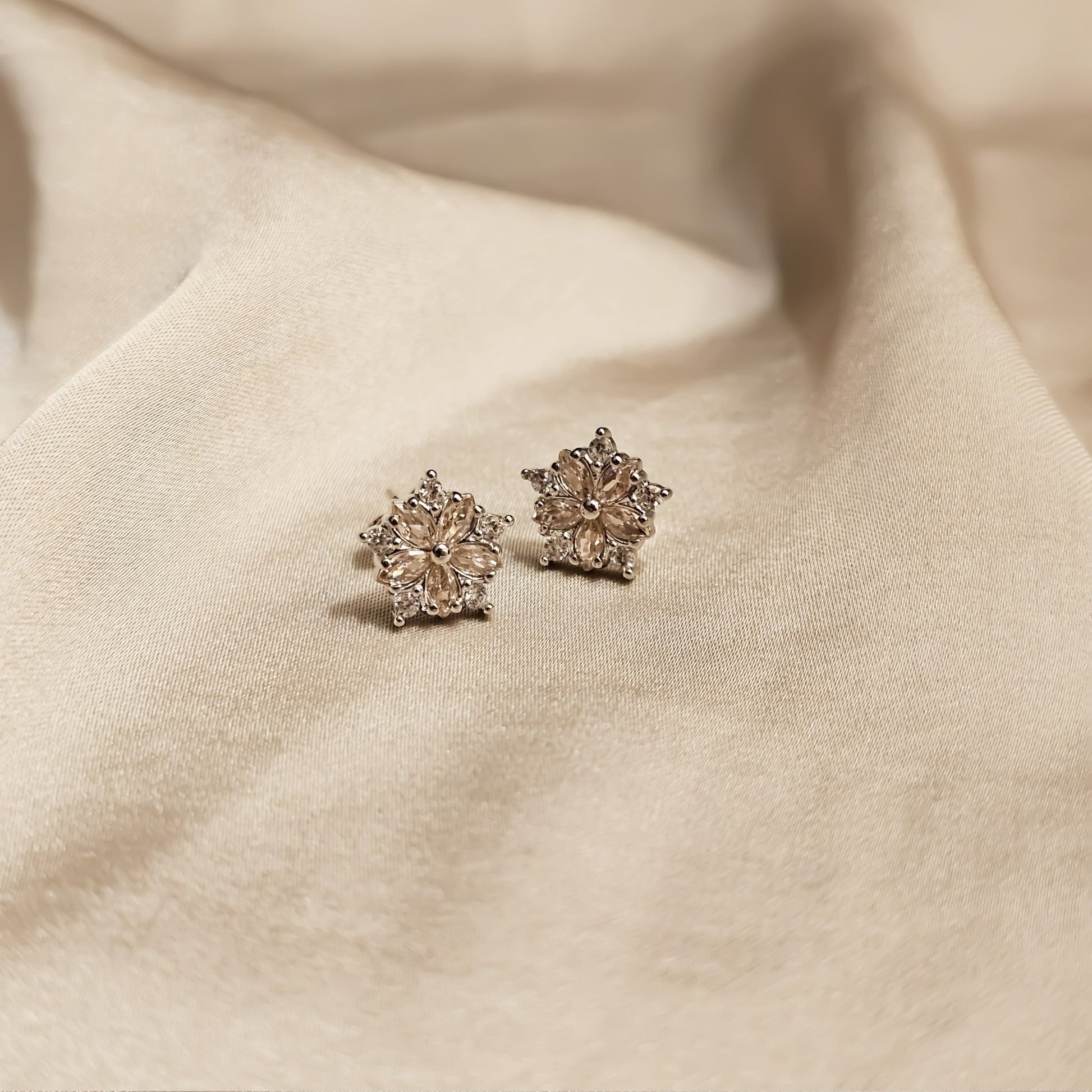 Flowe Studds - FAH Jewelry