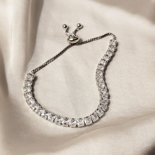 Glamorous Wreath Style Marquise Cut Zircon Bracelet (Silver) - FAH Jewelry