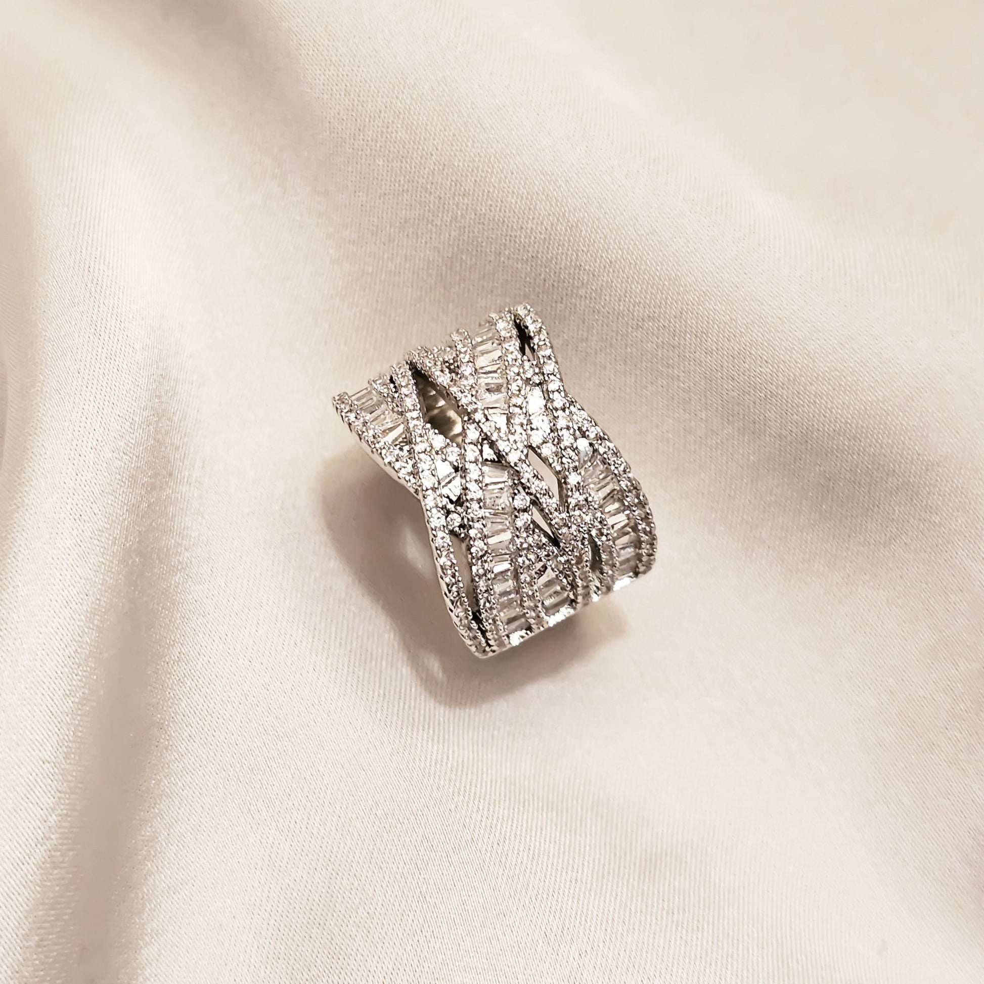 Glimmering Grace Diamond Zircon Ring - FAH Jewelry