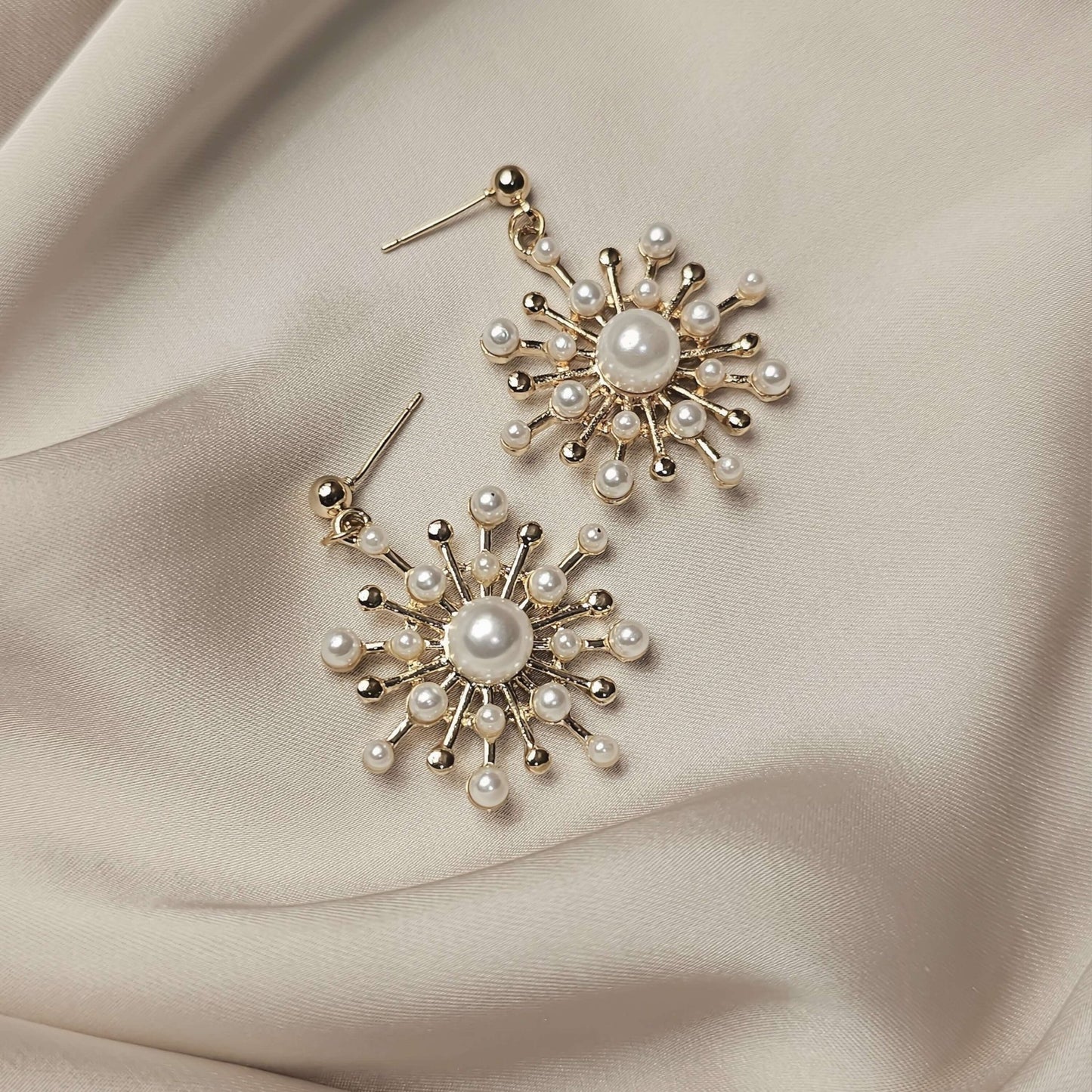 Gold Flower Earrings - FAH Jewelry