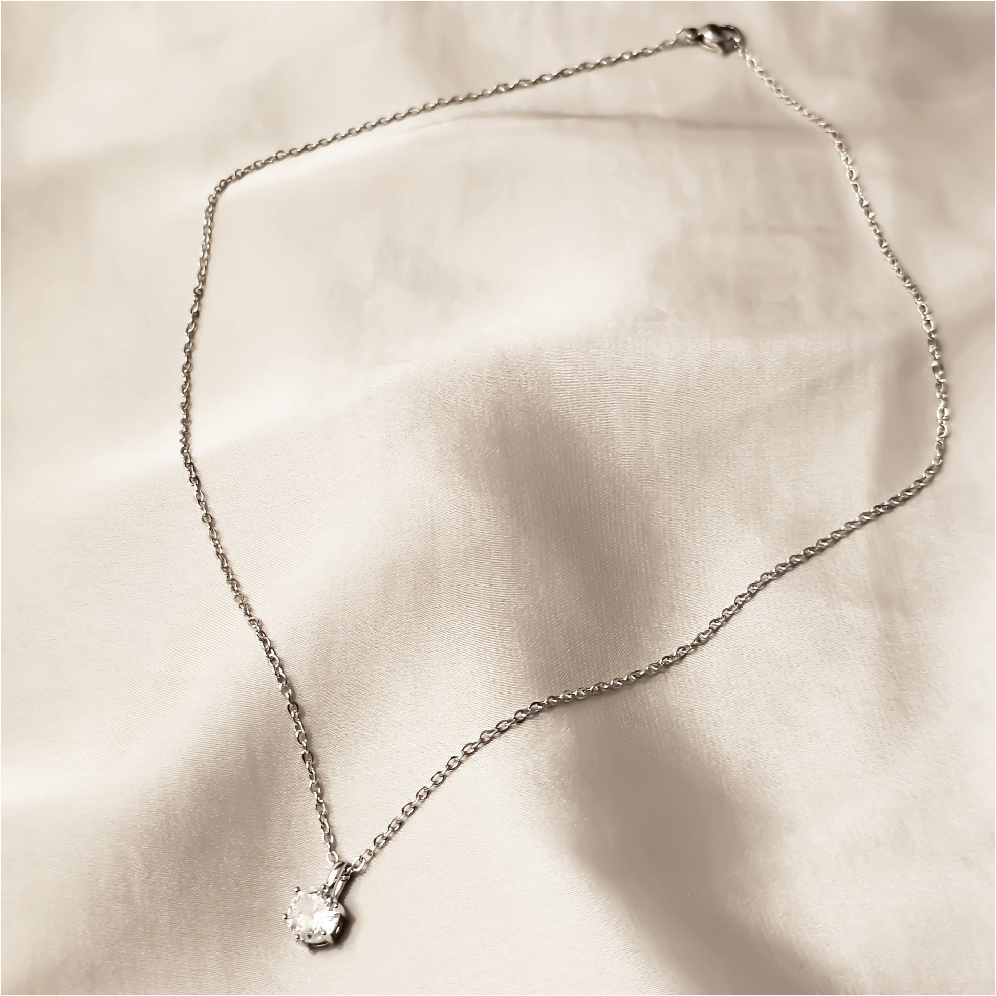 Grace Charm Round Shape Pendant - FAH Jewelry