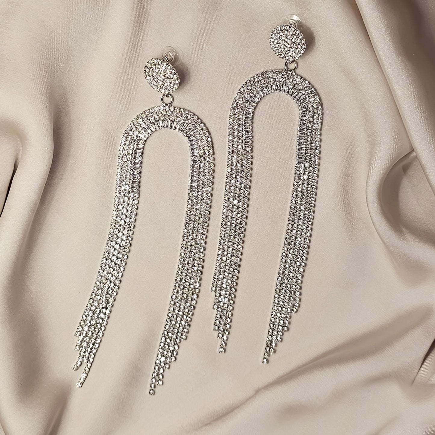 luxury and shining Rhinestone long chain hanging earrings - FAH Jewelry