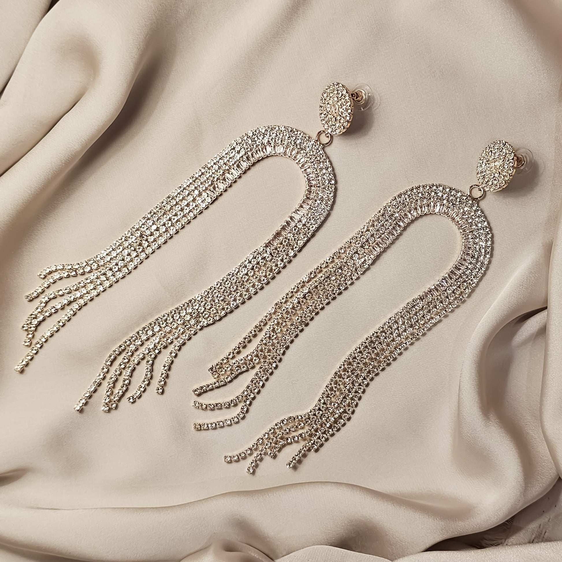 luxury and shining Rhinestone long chain hanging earrings - FAH Jewelry