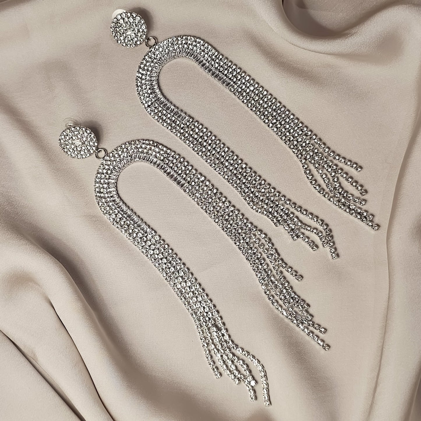 luxury and shining Rhinestone long chain hanging earrings - FAH Jewelry