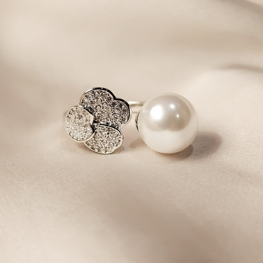 Luxury Petals Big Pearl Ring - FAH Jewelry