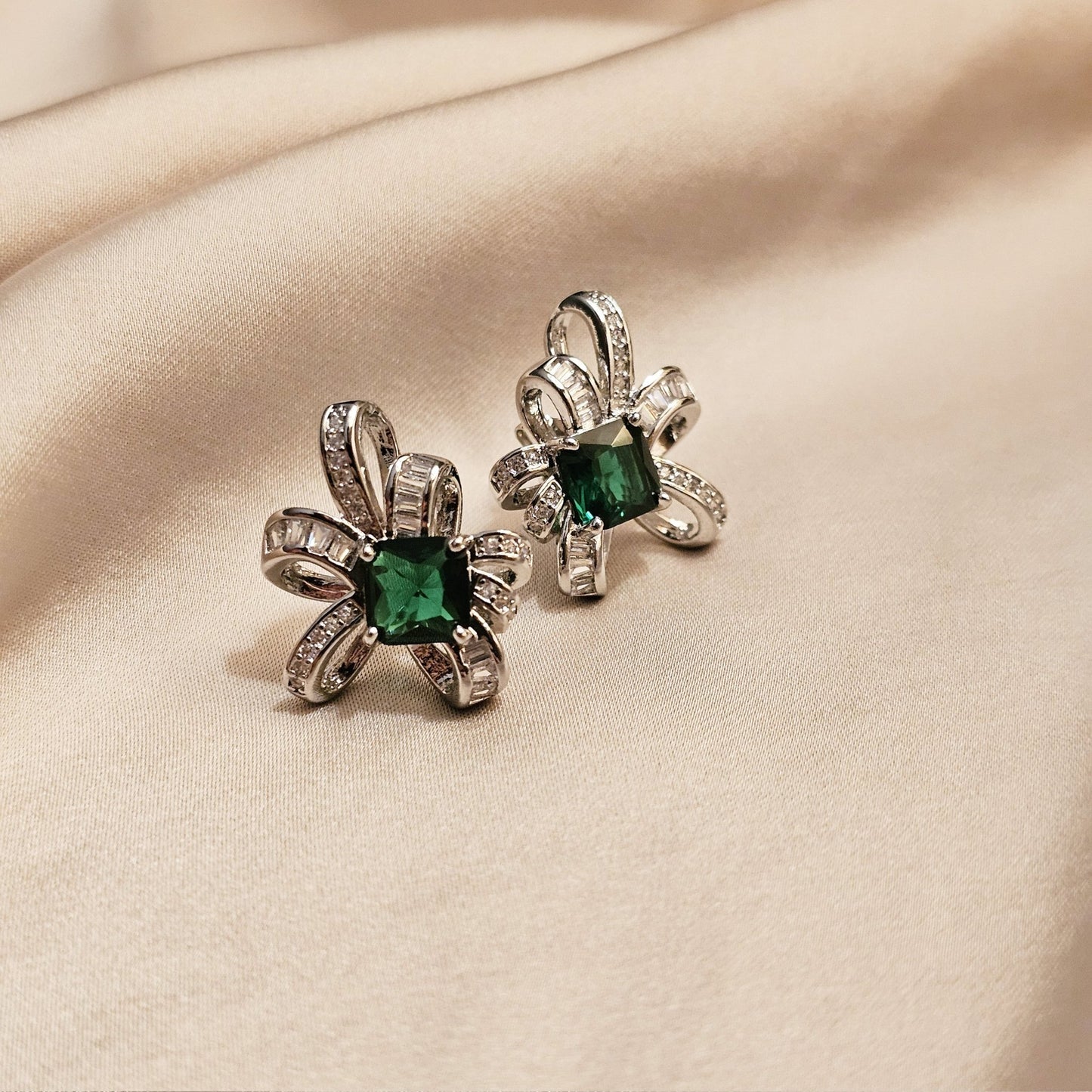 Monarch Glow Emerlad - FAH Jewelry