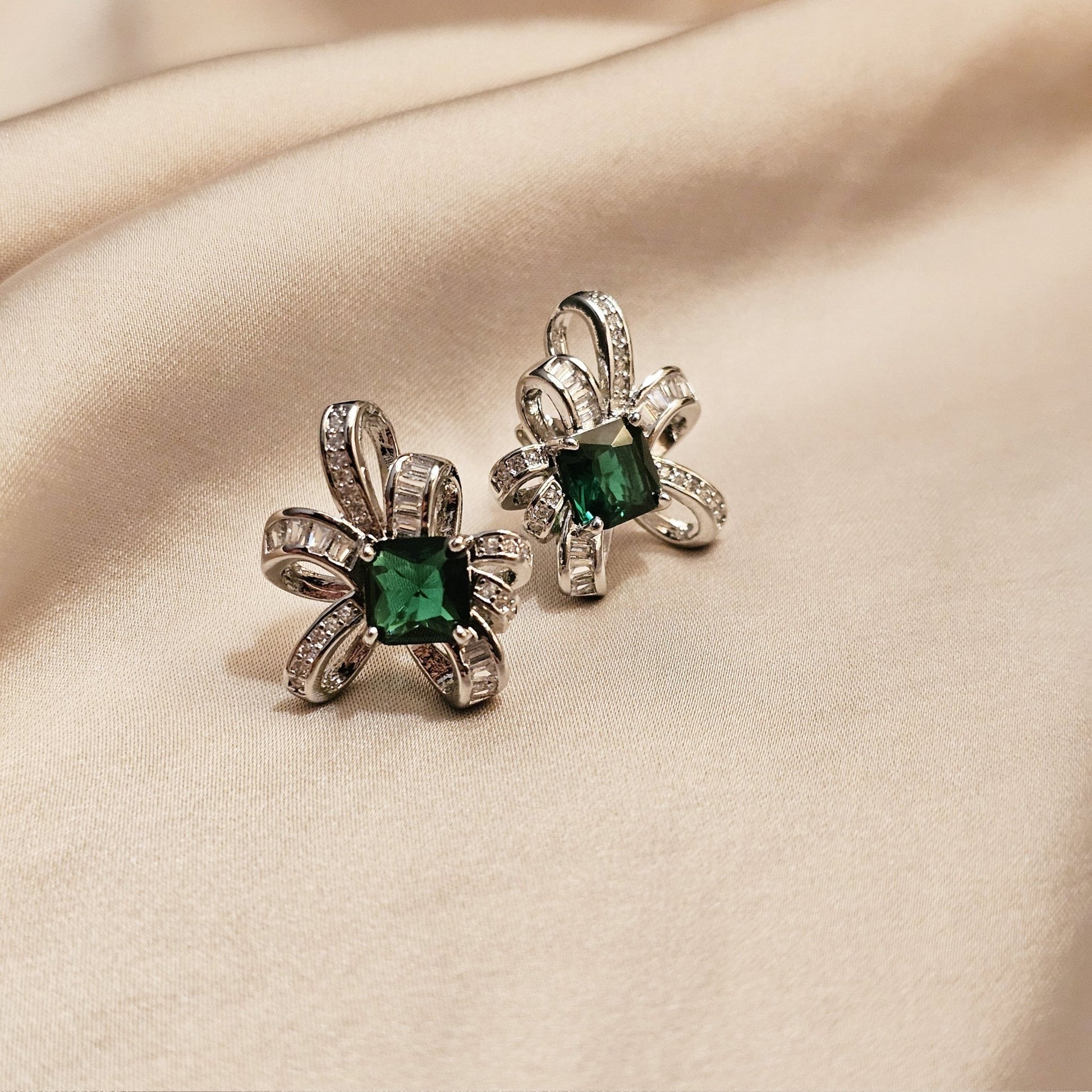 Monarch Glow Emerlad - FAH Jewelry