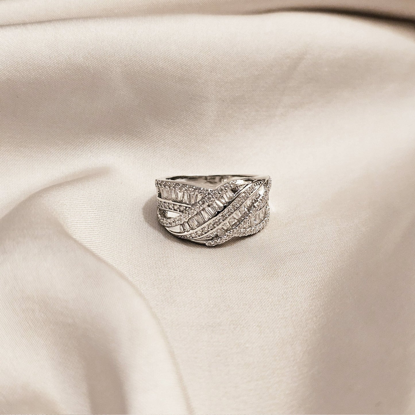 Natural Brilliant Cut Diamond Zircon Ring - FAH Jewelry