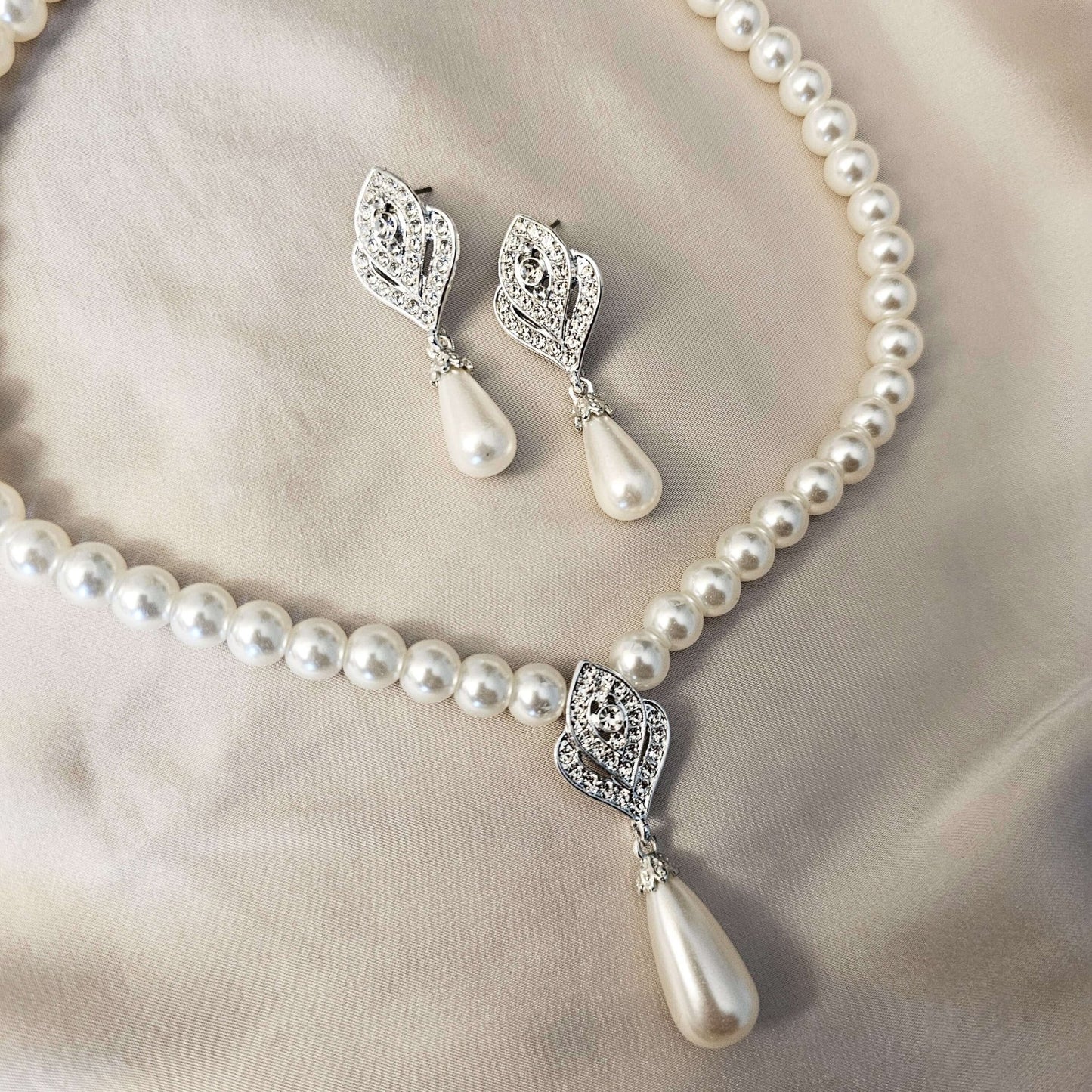 New Style of Beach - Inspired Minimalist Faux Pearl Necklace - FAH Jewelry