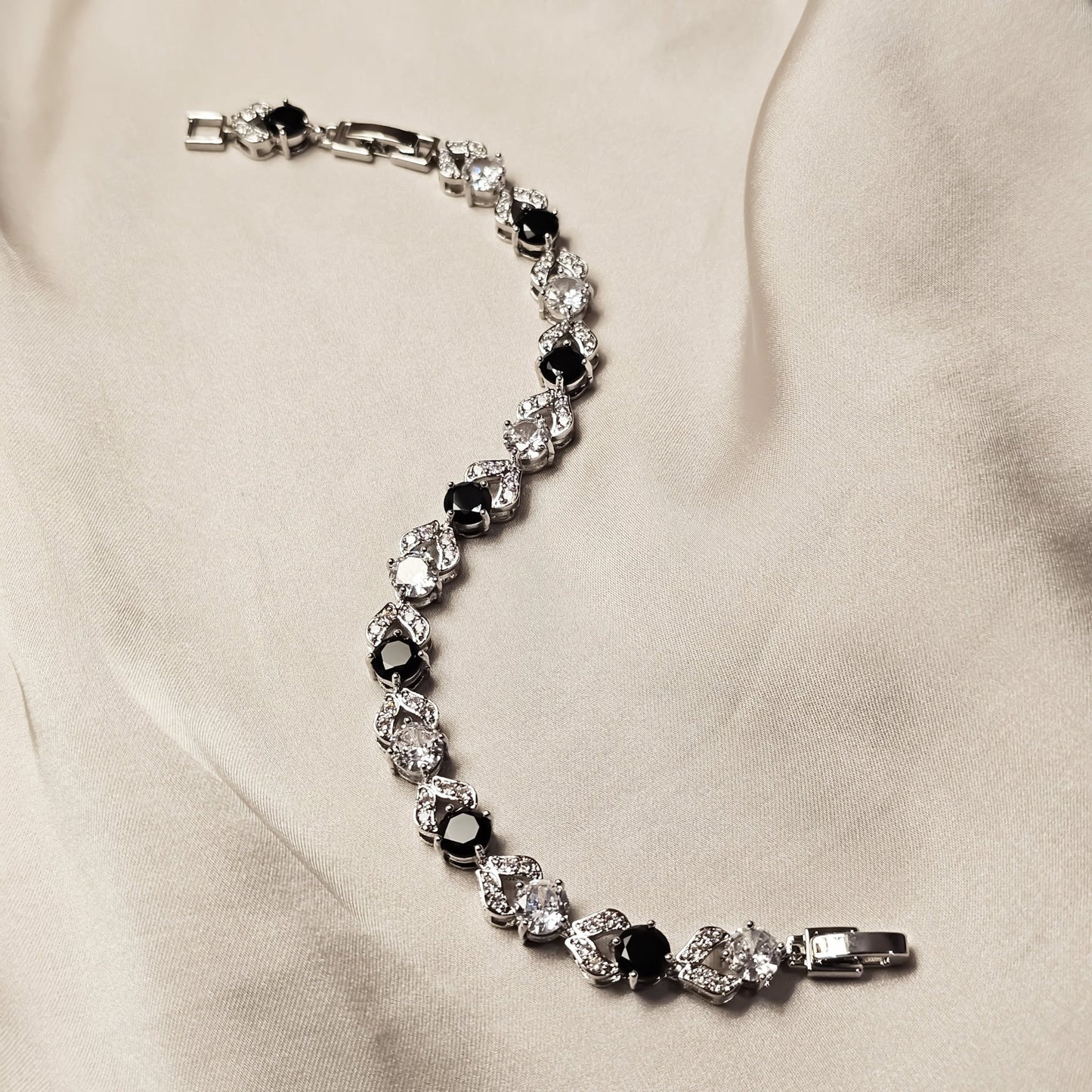 Noir Royale Imperial Black - FAH Jewelry