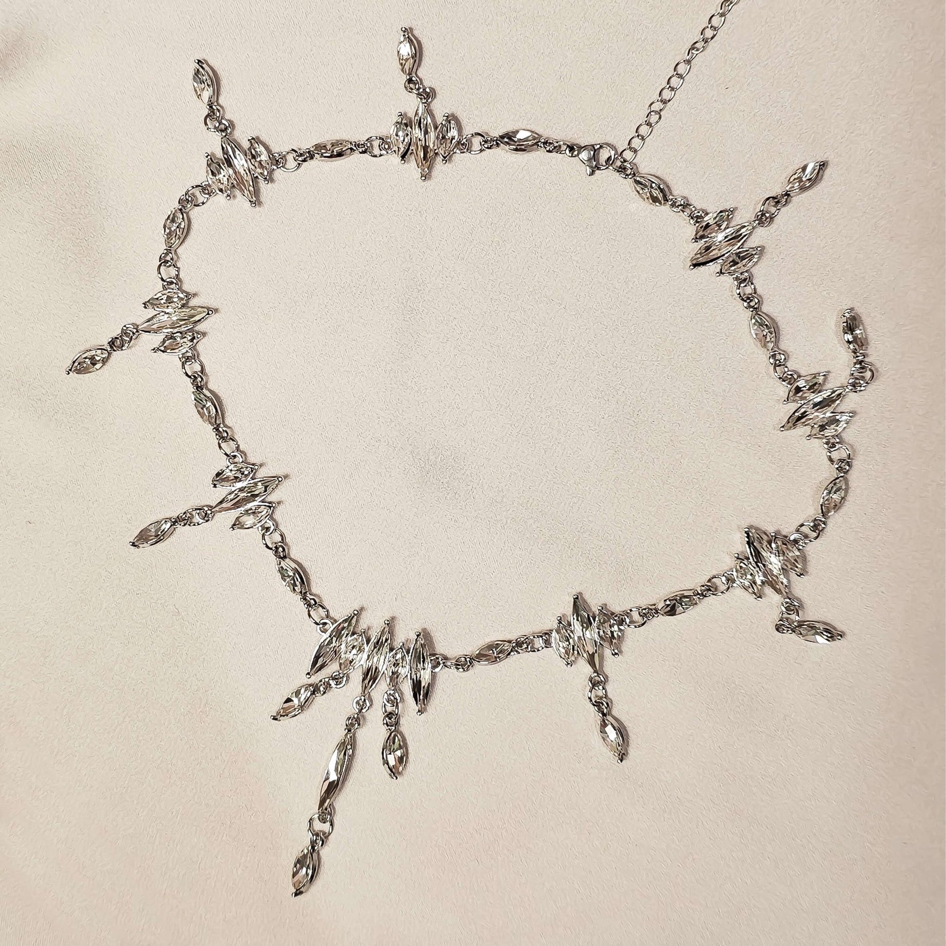 Petite Leaf Necklace - FAH Jewelry