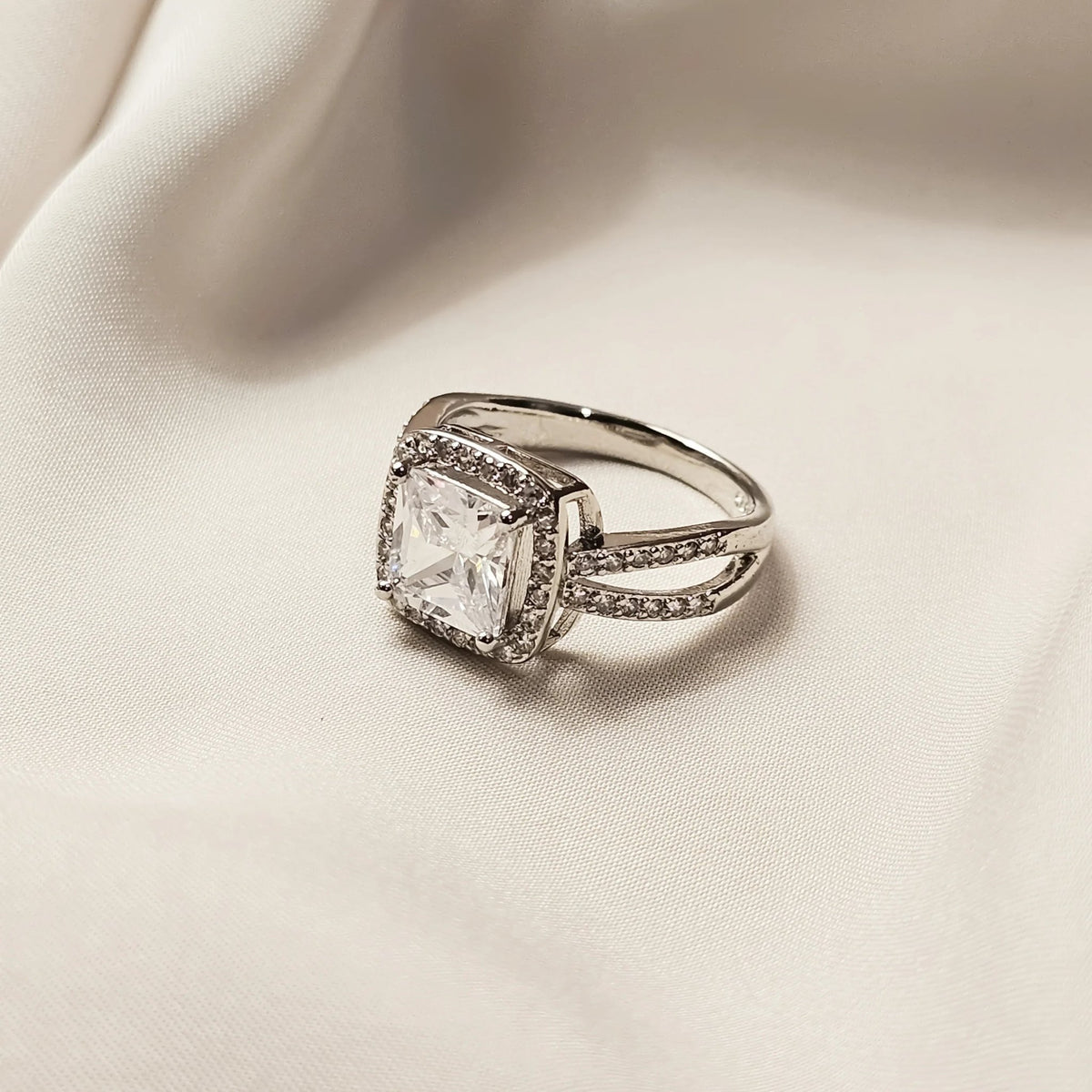 Piper Lab Grown Diamond Style Ring – FAH Jewelry