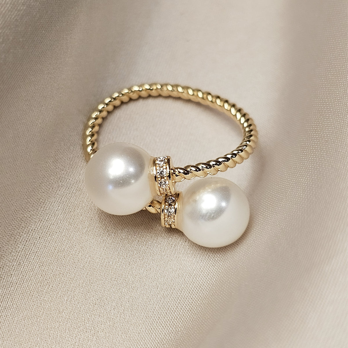 Double Imitation Pearl Open Twist Ring