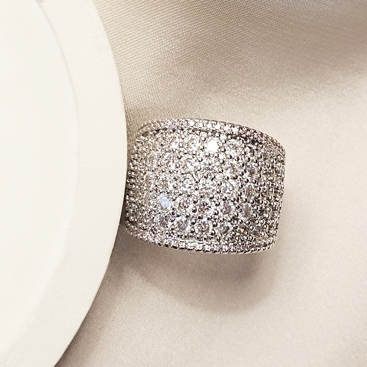 UOKOHO Luxury Diamond Ring