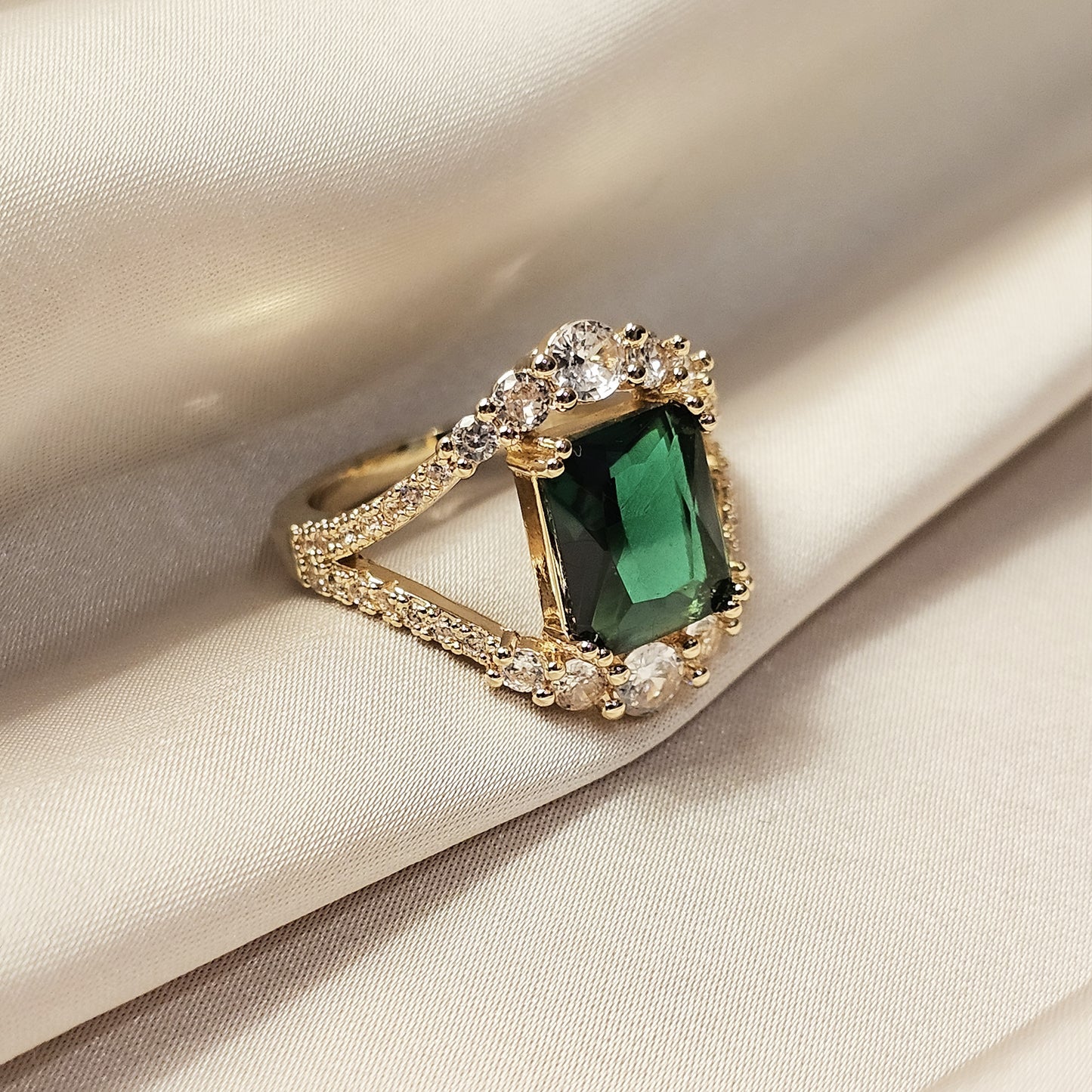 Stylish And Elegant Green Square Cut Ring