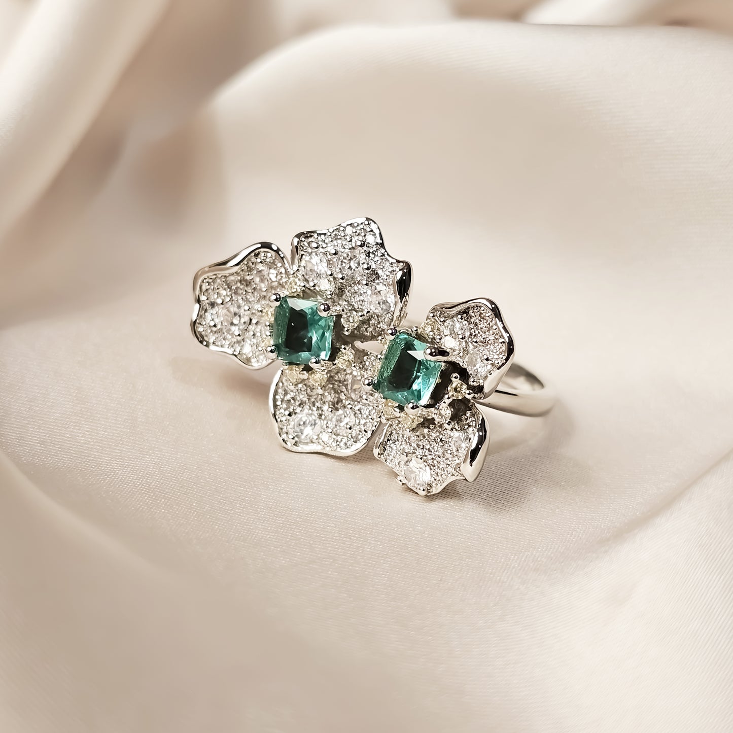 Zirconia Flower Double Color Green White Adjustable Ring