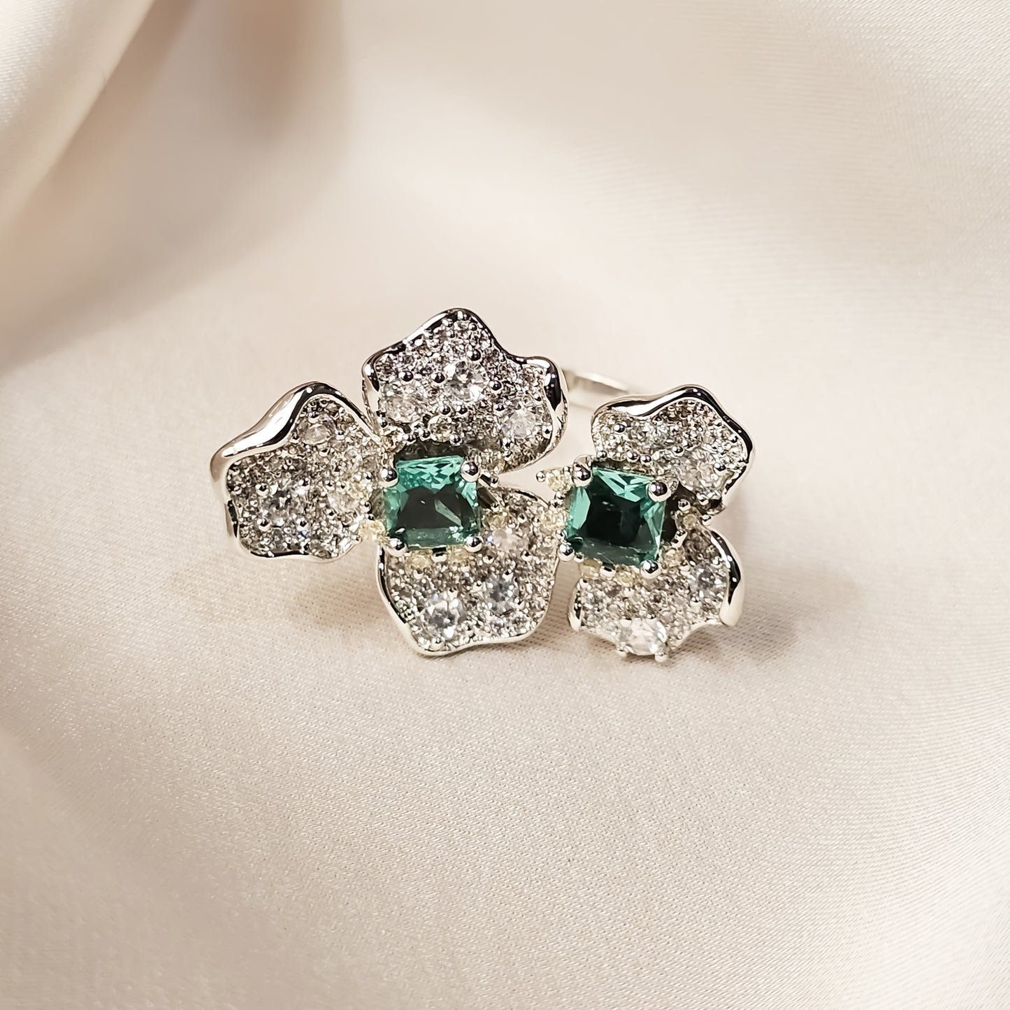 Zirconia Flower Double Color Green White Adjustable Ring