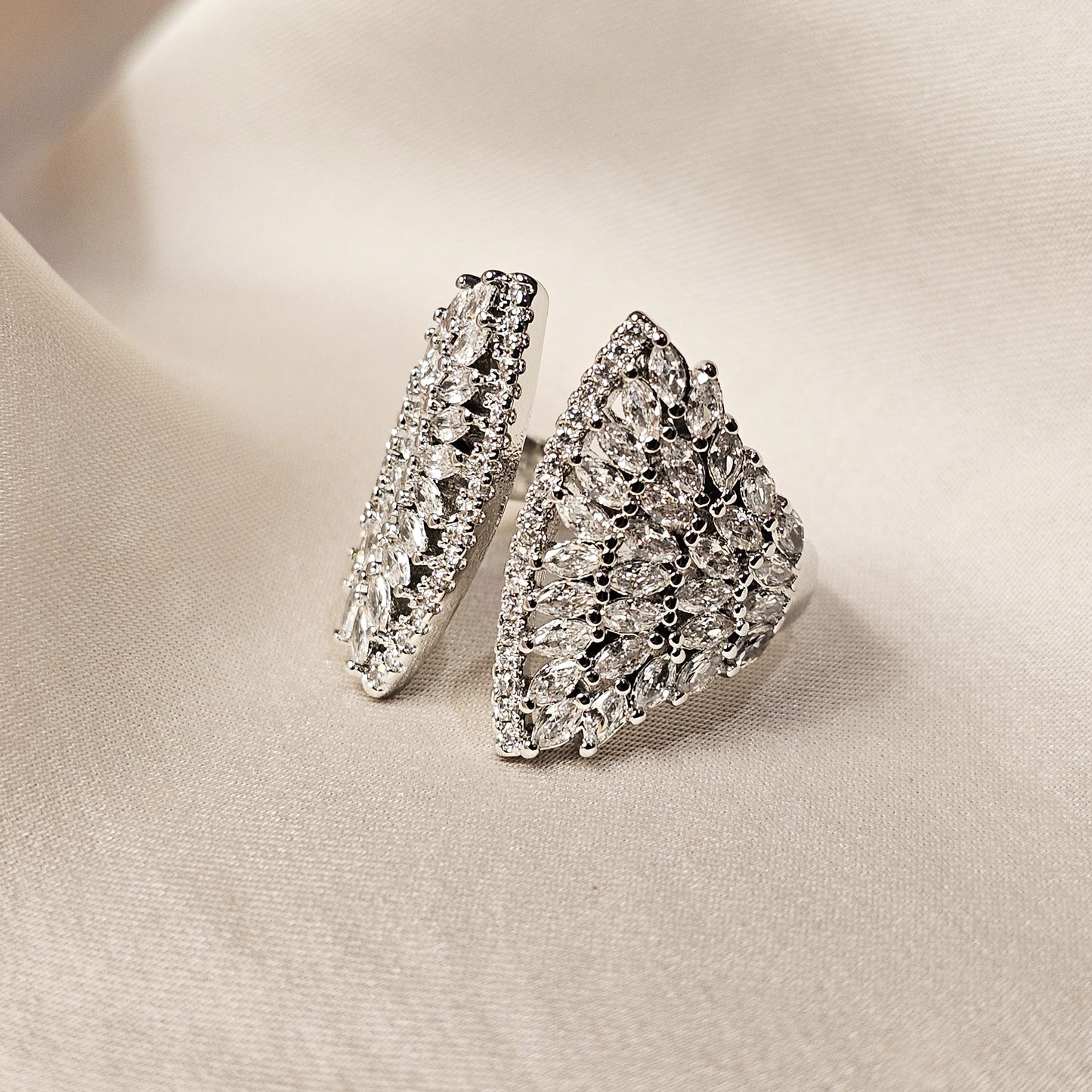Trendy Micro Silver Angel Wings Ring