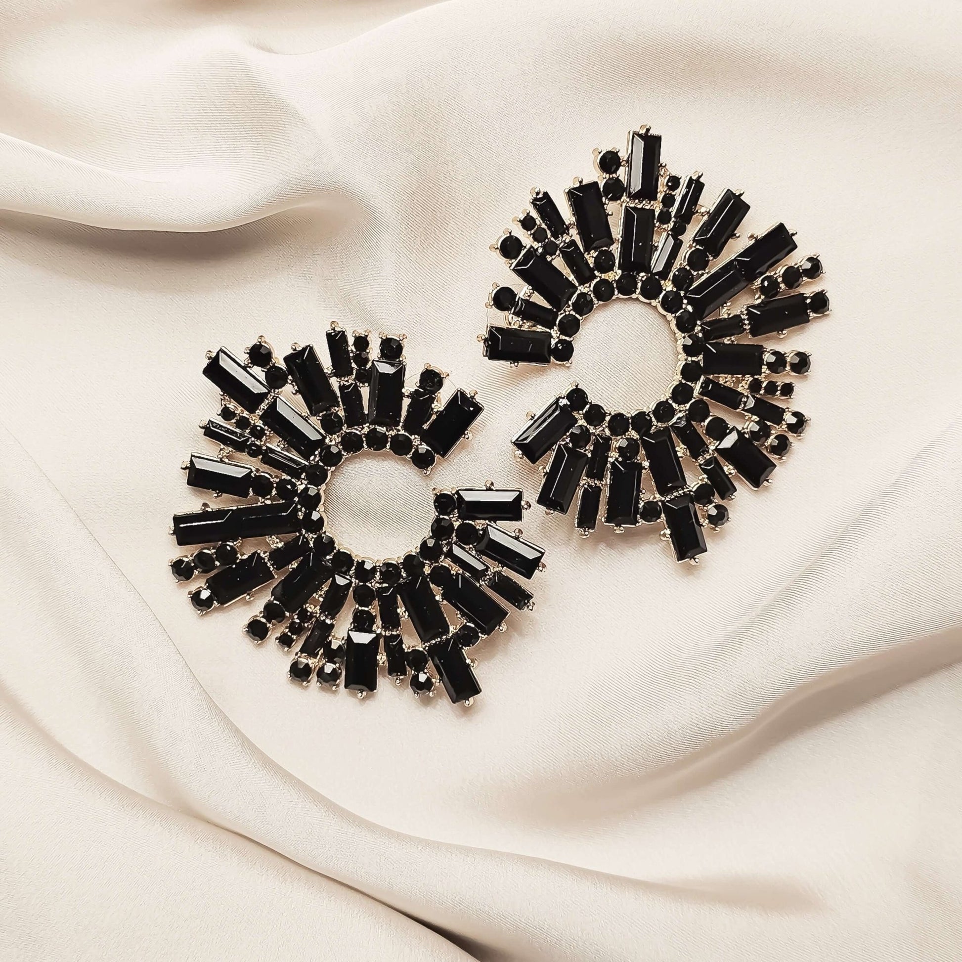 Rhinestone Sparkle Earring Black - FAH Jewelry