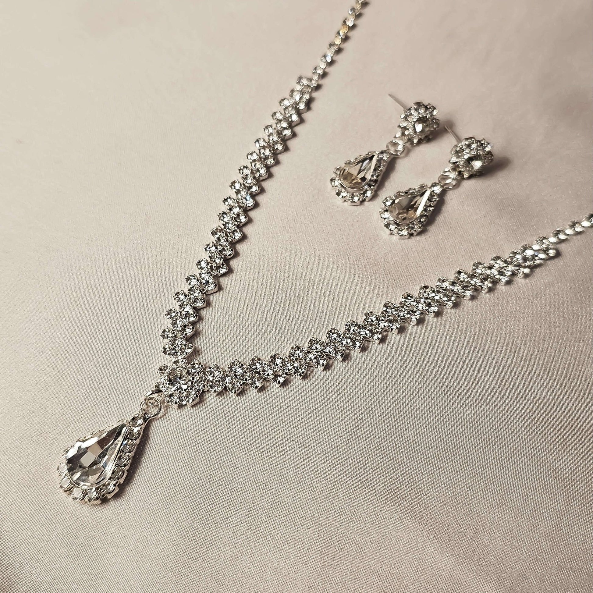 Rhinestones Long Pendant Full Crystal Silver Plated Necklace & Earrings - FAH Jewelry