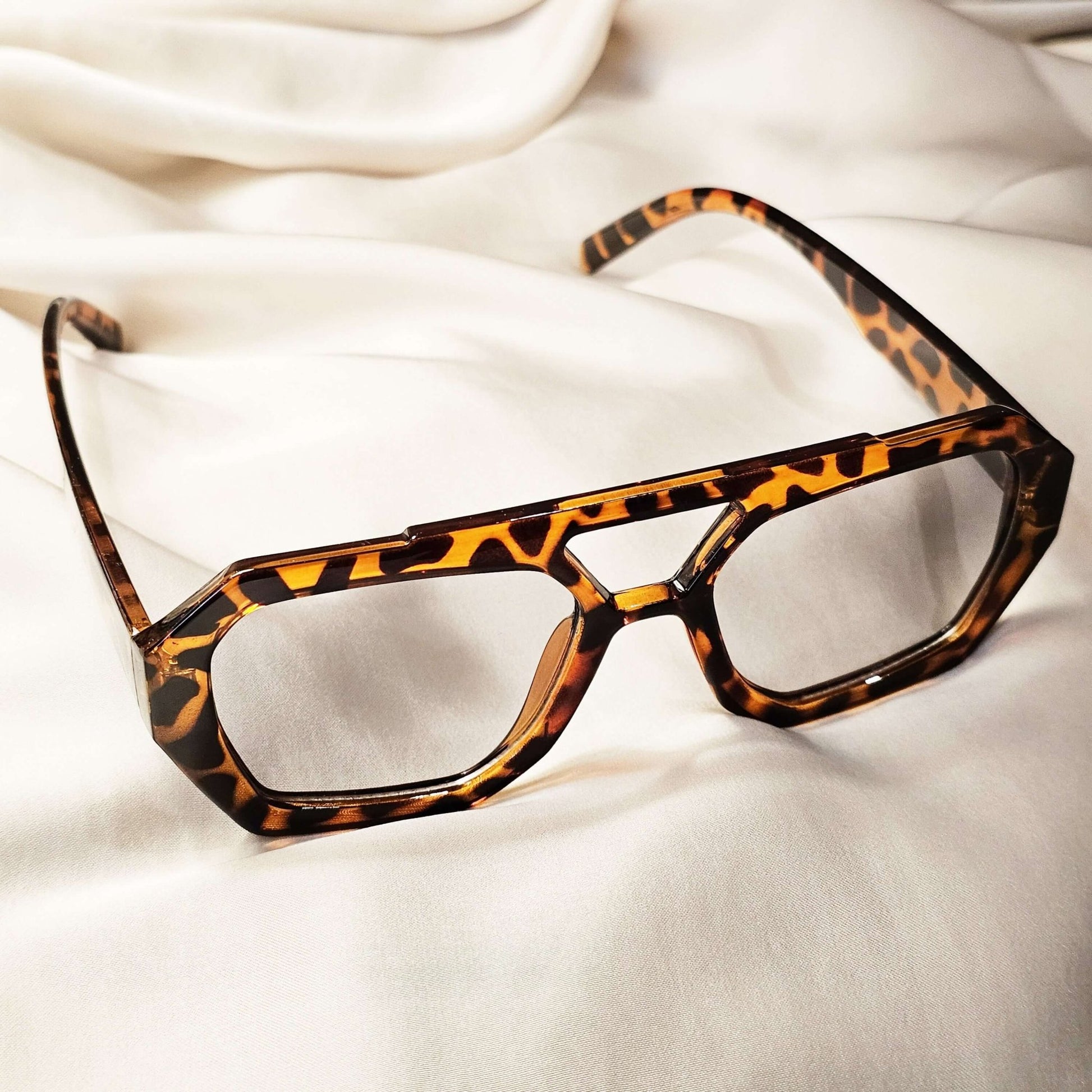 River Honey Tort/Sage Sunglasses - FAH Jewelry