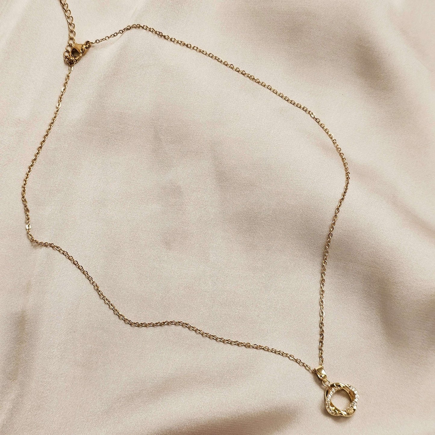 Rope Circle French Choker Style Pendant - FAH Jewelry