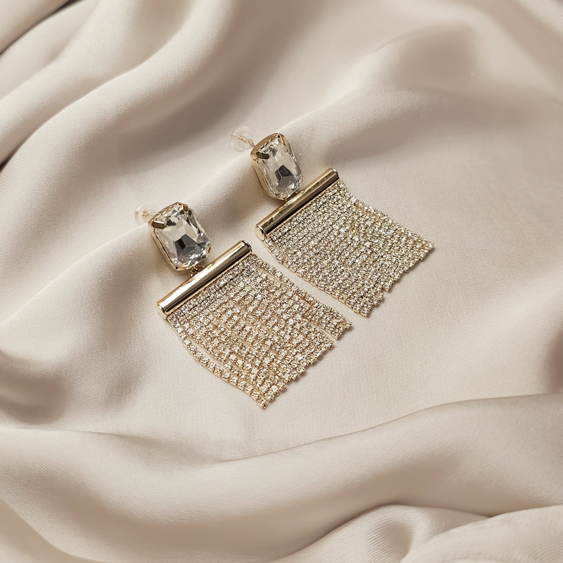 Sqaure Diamond Tassel Earrings - FAH Jewelry