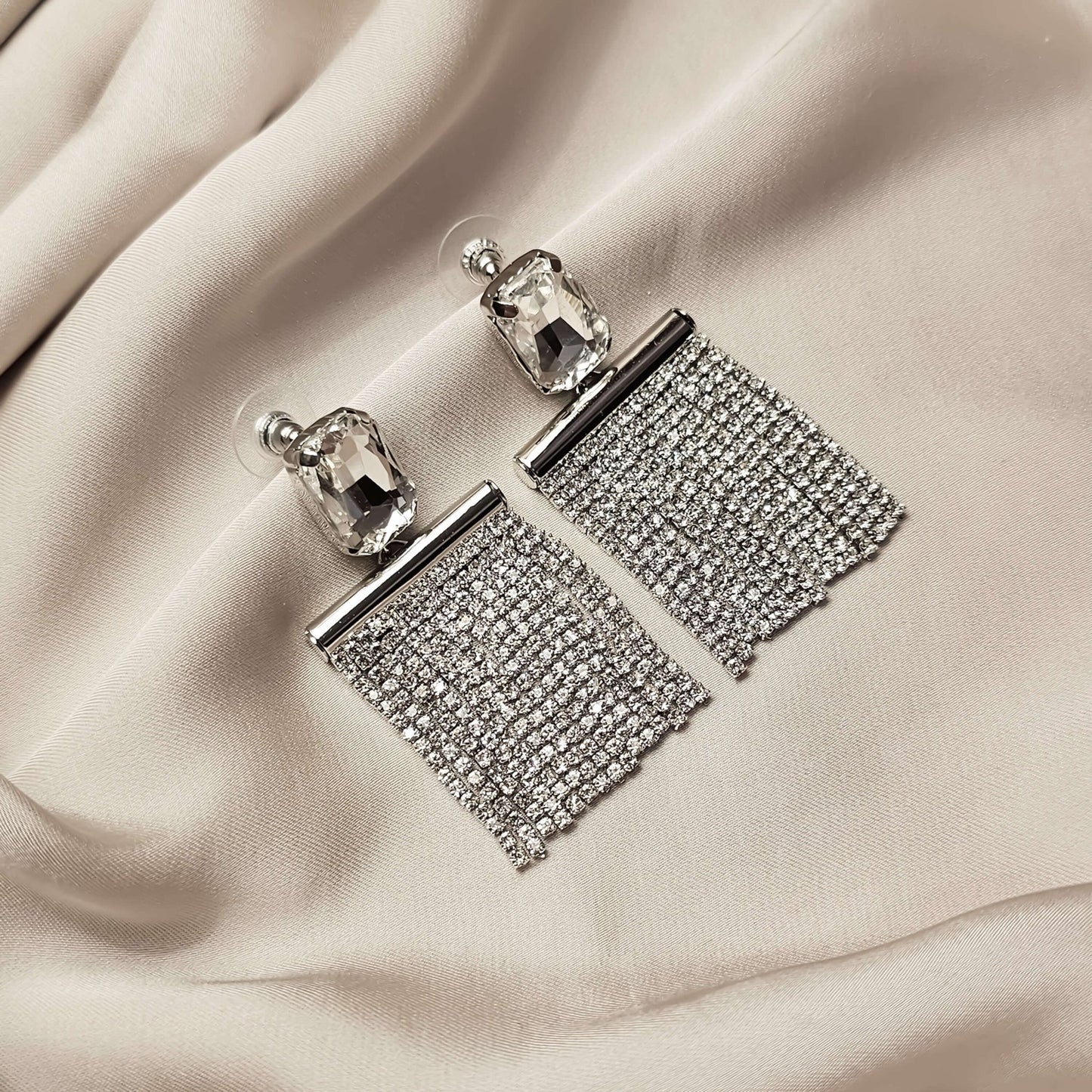 Sqaure Diamond Tassel Earrings - FAH Jewelry