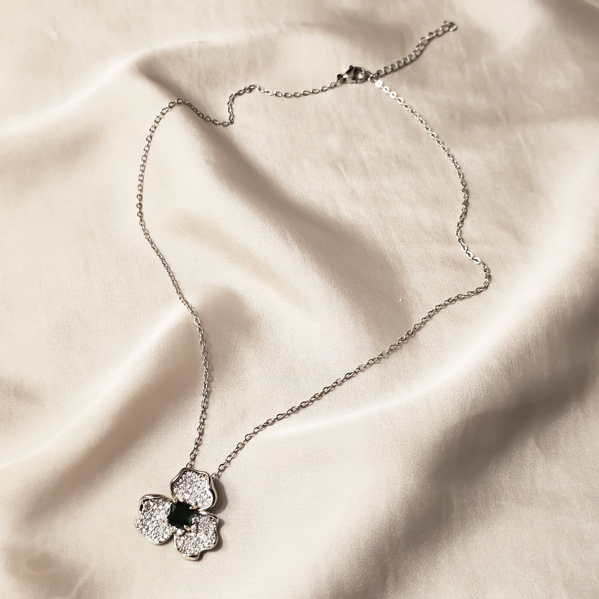 Sterling Silver Green Stone Dimond Look Pendant - FAH Jewelry