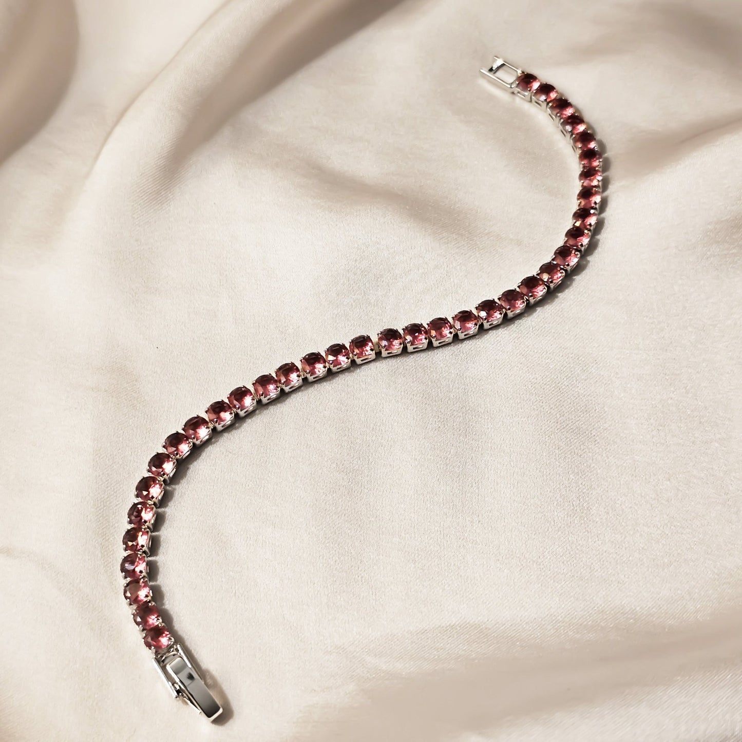 Stunning Red Oval Solitaire Bracelet - FAH Jewelry