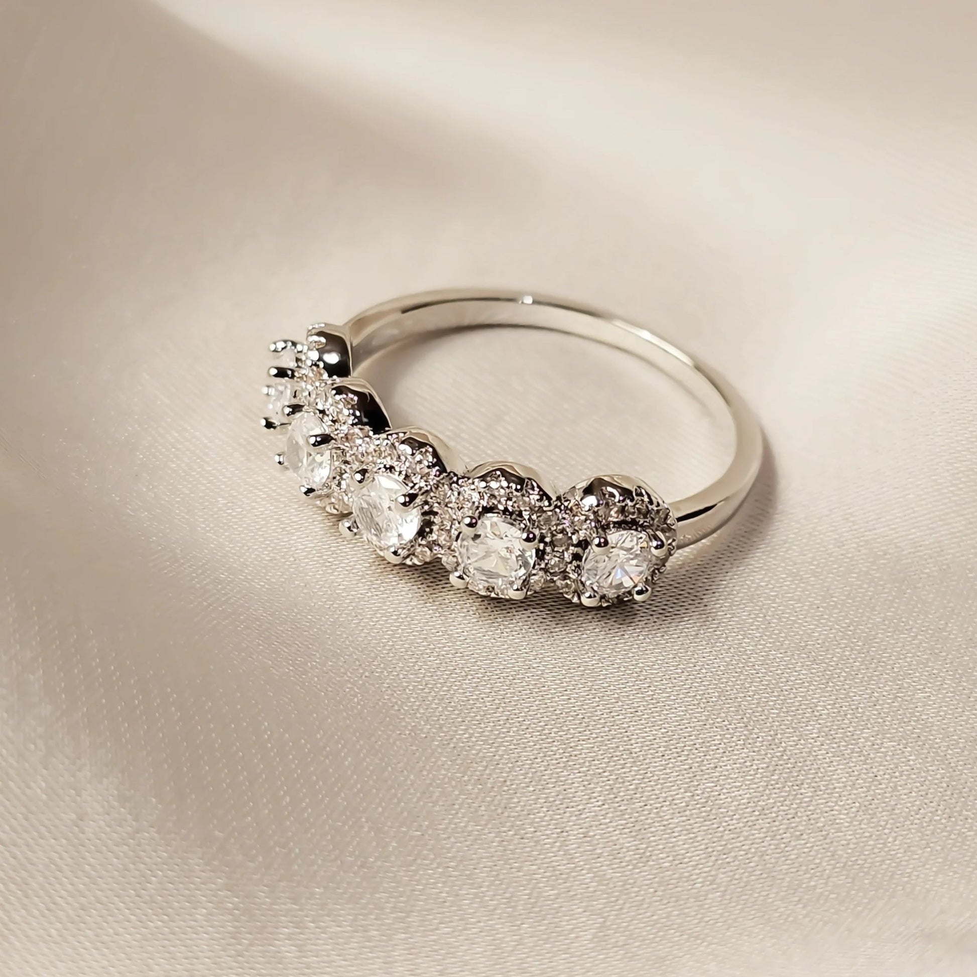 Super Zircon Dainty Flower CZ Garland Silver Ring - FAH Jewelry