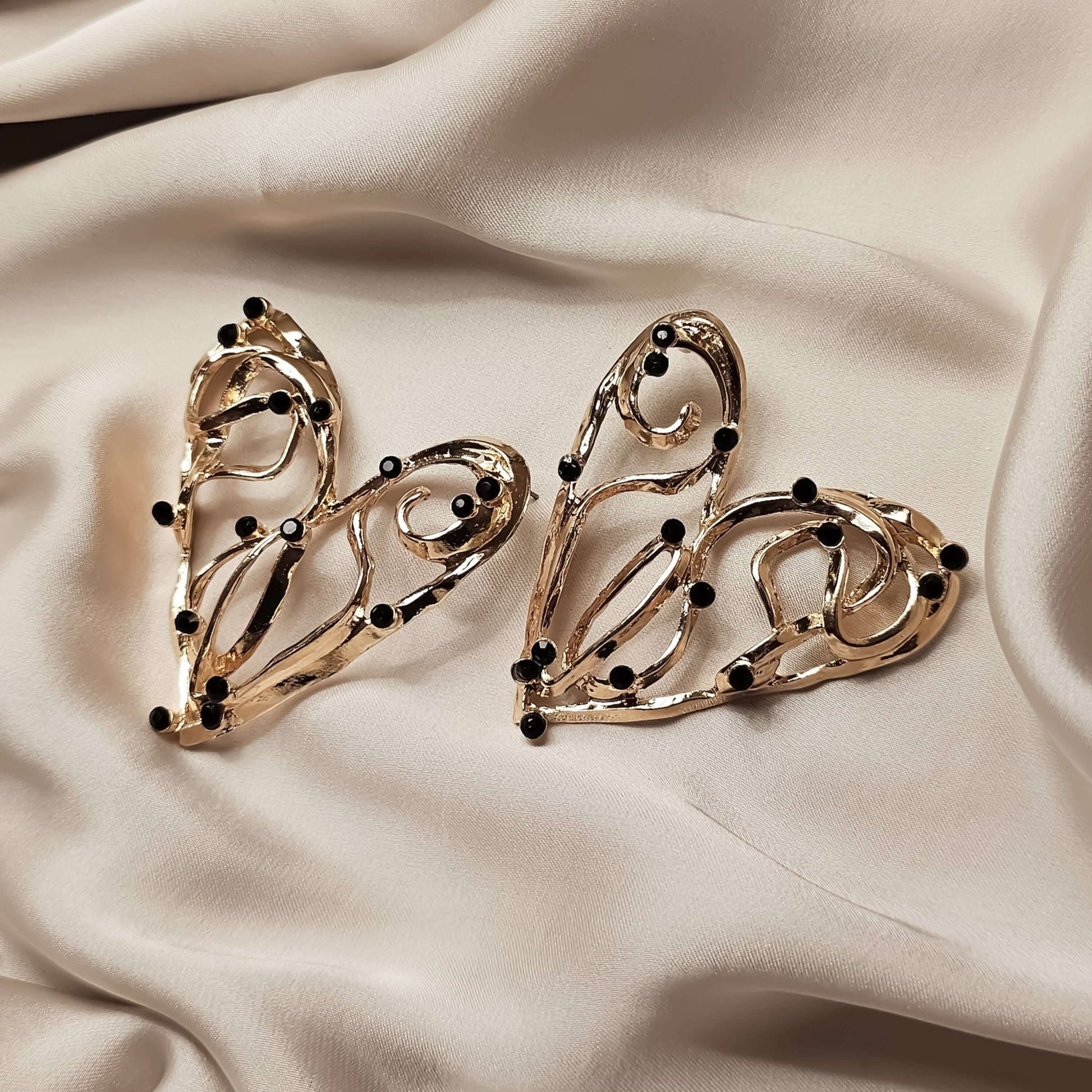 TEXTURED HEART EARRINGS - FAH Jewelry
