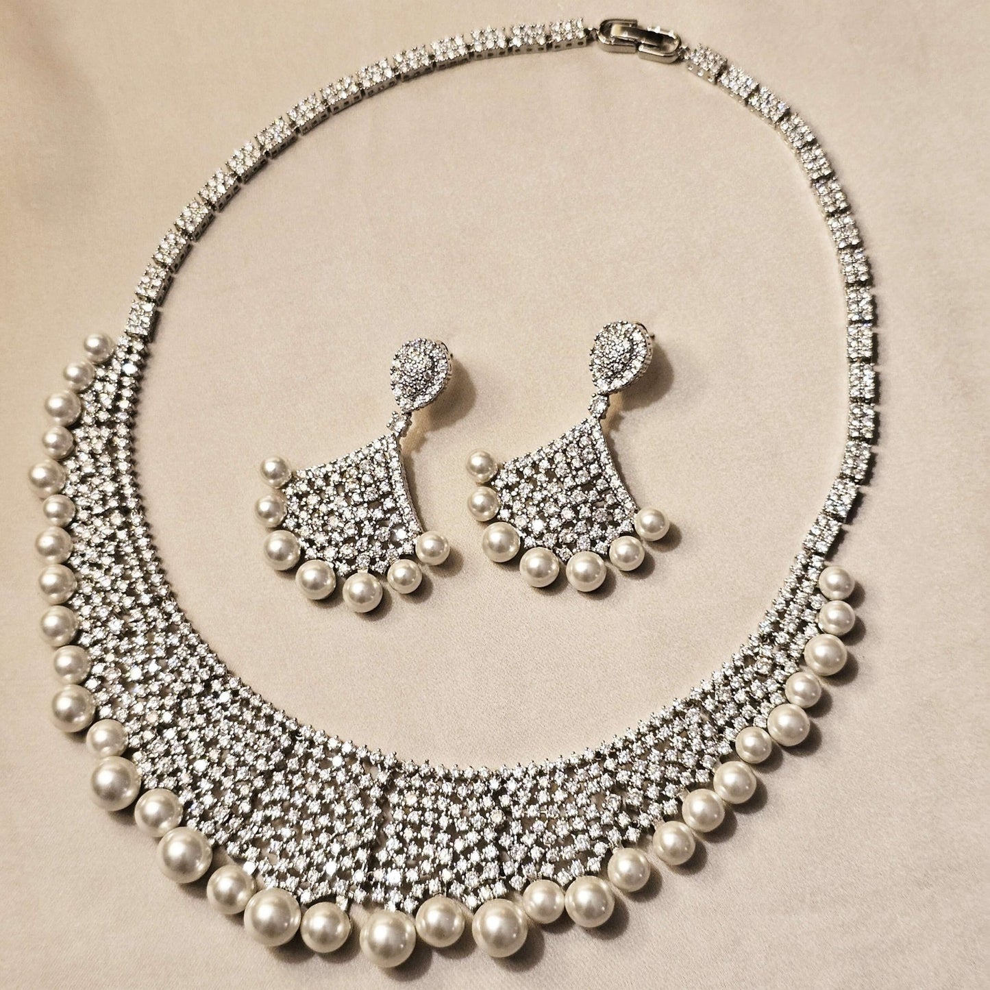 The Bridal Pearlora - FAH Jewelry