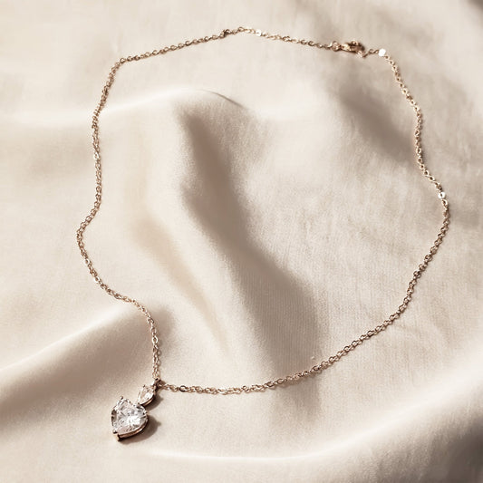 Trendy Diamond Love Heart Pendant - FAH Jewelry